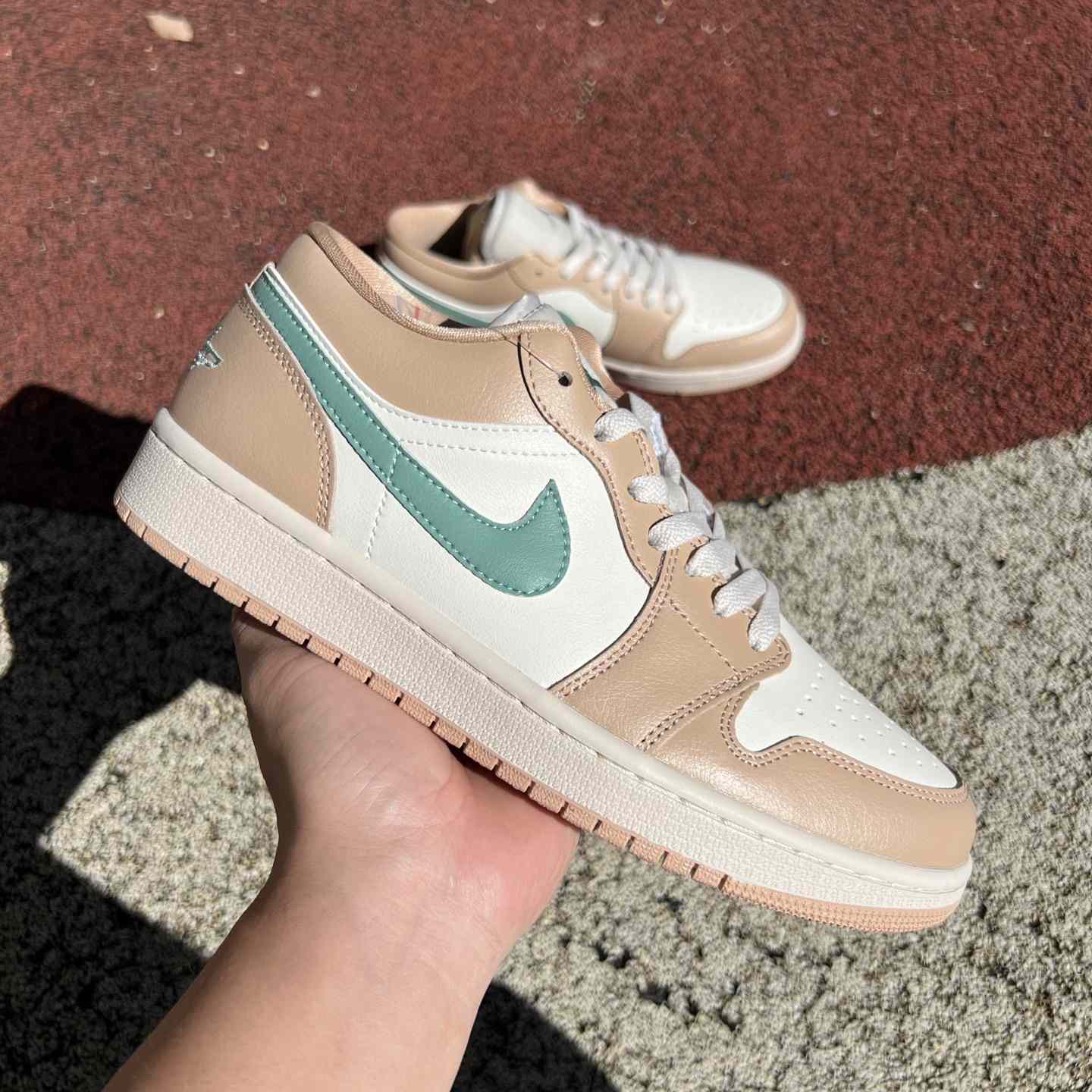 Jordan Air Jordan 1 Low    DC0774-130 - DesignerGu