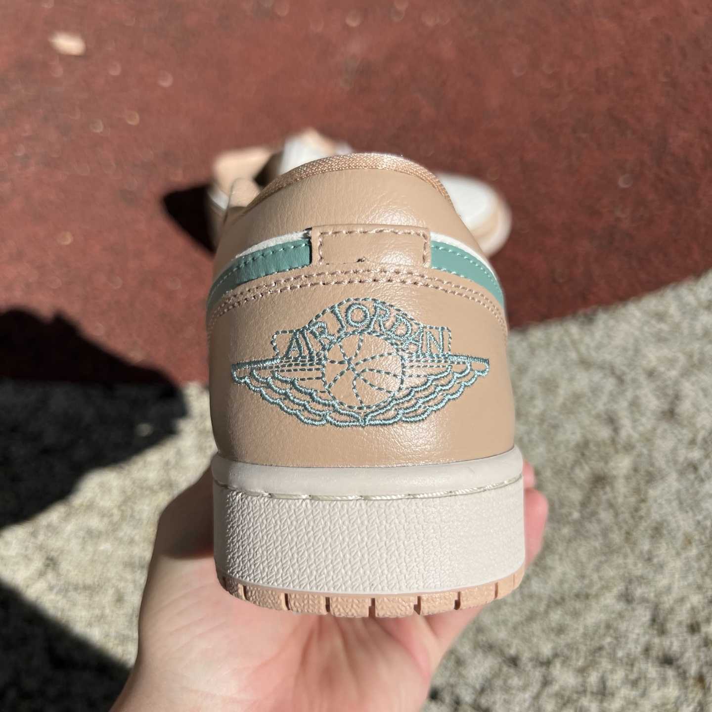 Jordan Air Jordan 1 Low    DC0774-130 - DesignerGu