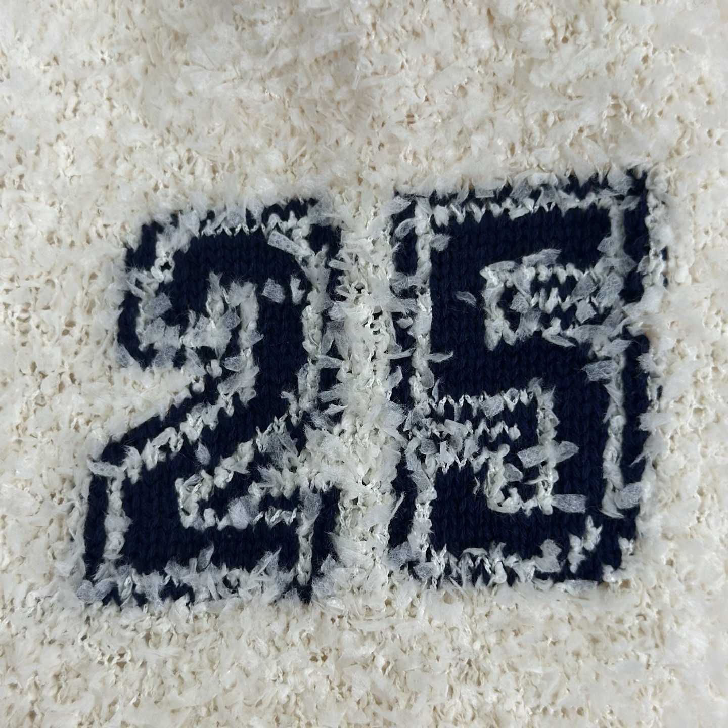 Supreme Textured Arc Sweater - DesignerGu