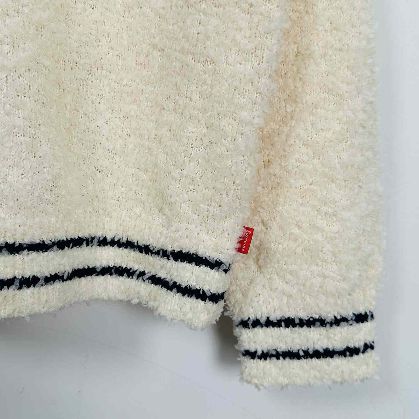 Supreme Textured Arc Sweater - DesignerGu