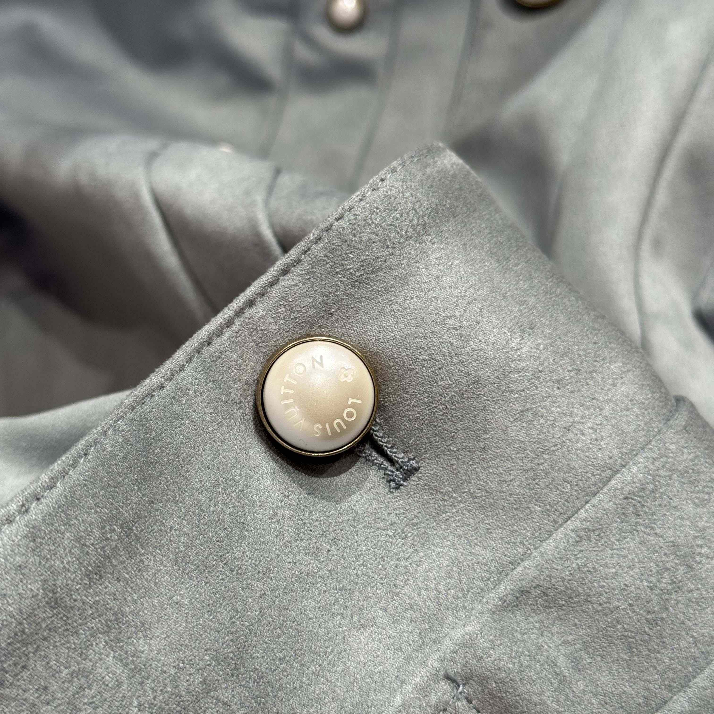 Louis Vuitton Suede Leather Type II Trucker Jacket   1AHVLO - DesignerGu