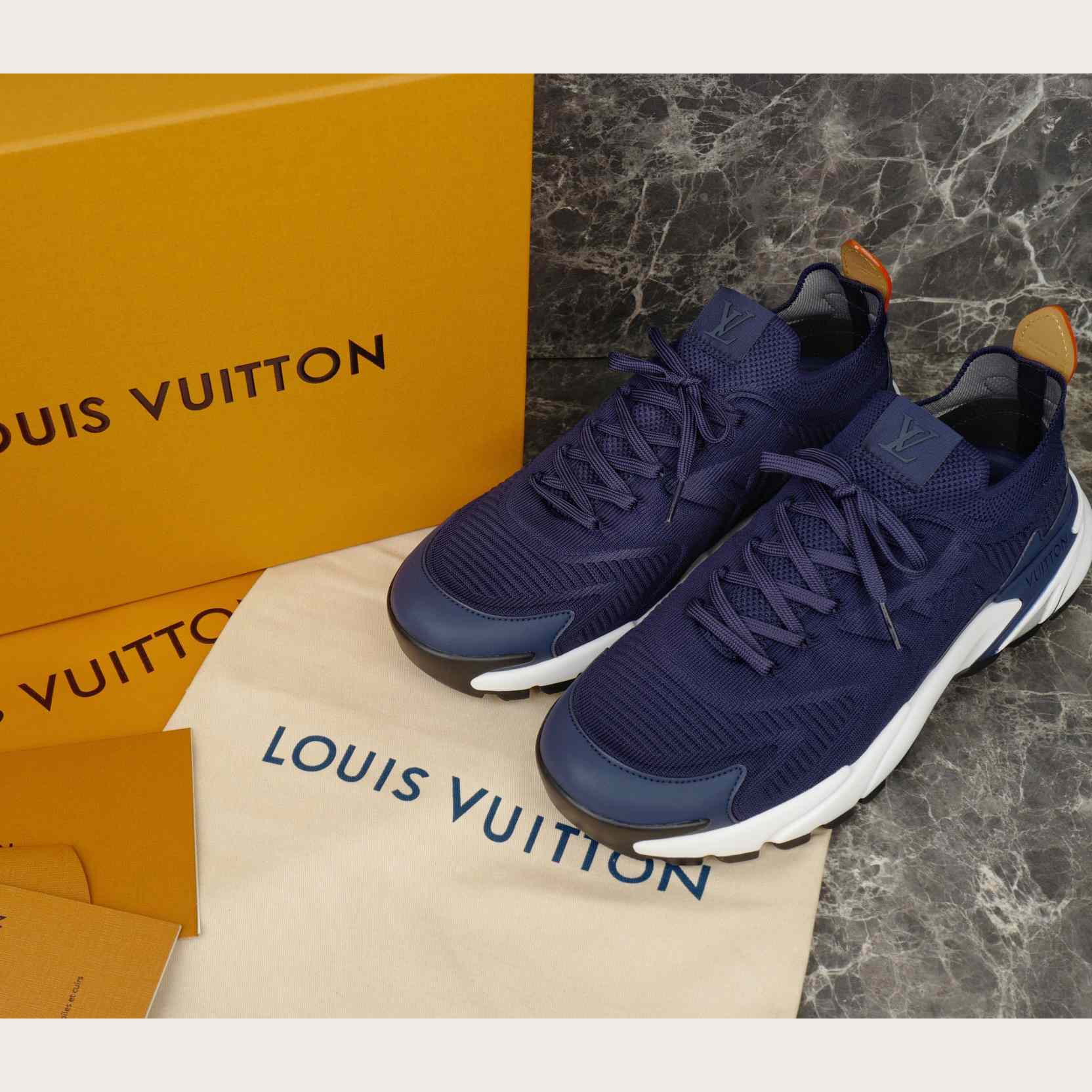 Louis Vuitton LV Runner Tatic Sneaker   1AILK6 - DesignerGu