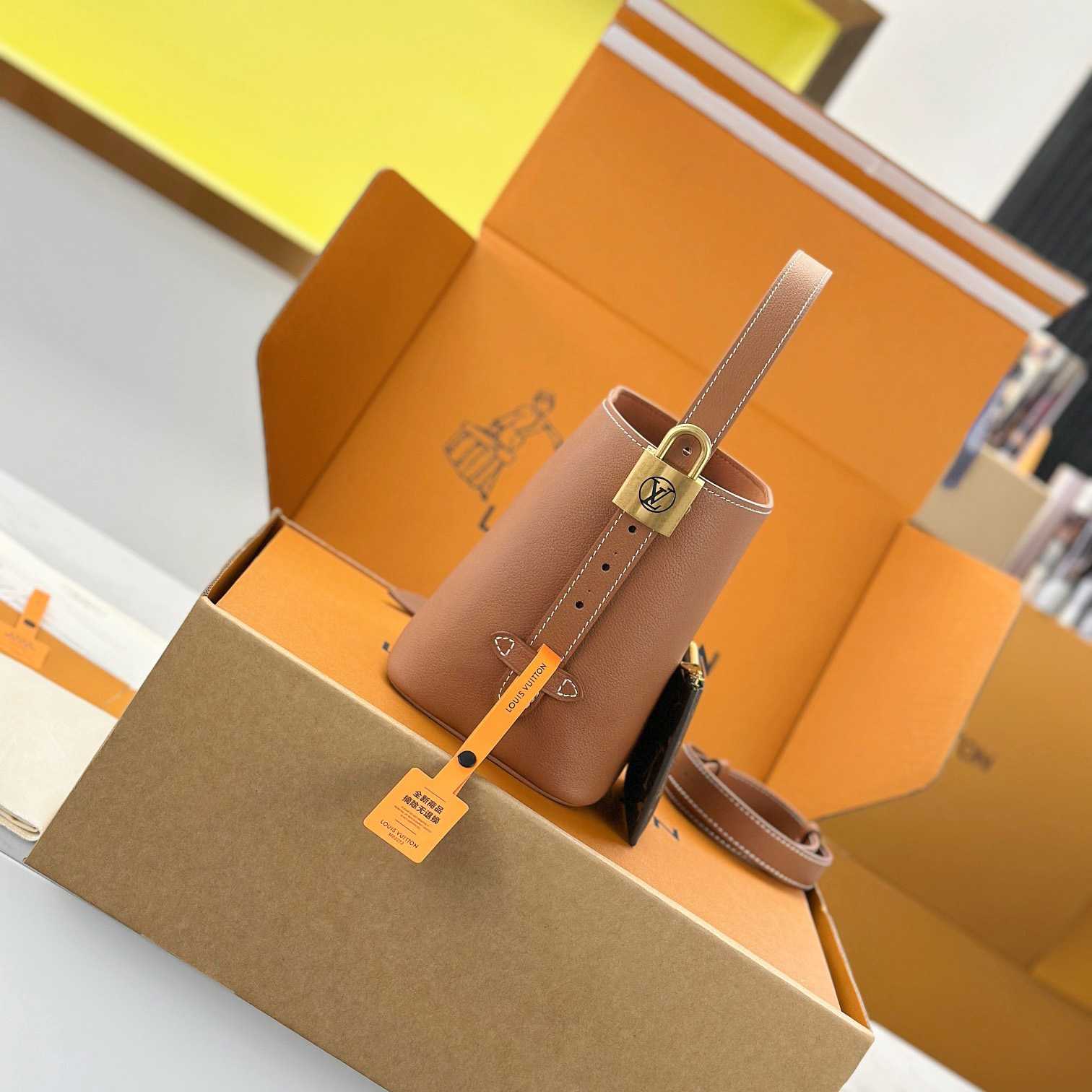 Louis Vuitton Low Key All In BB   M14416 - DesignerGu