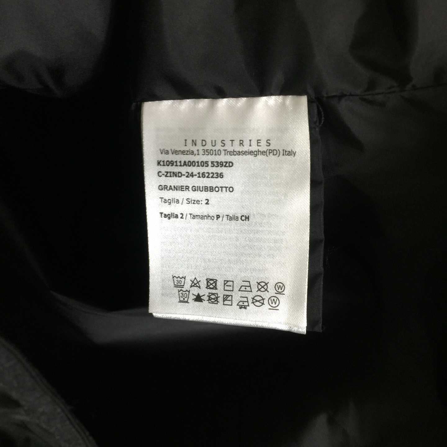 Moncler Granier Hooded Windbreaker - DesignerGu