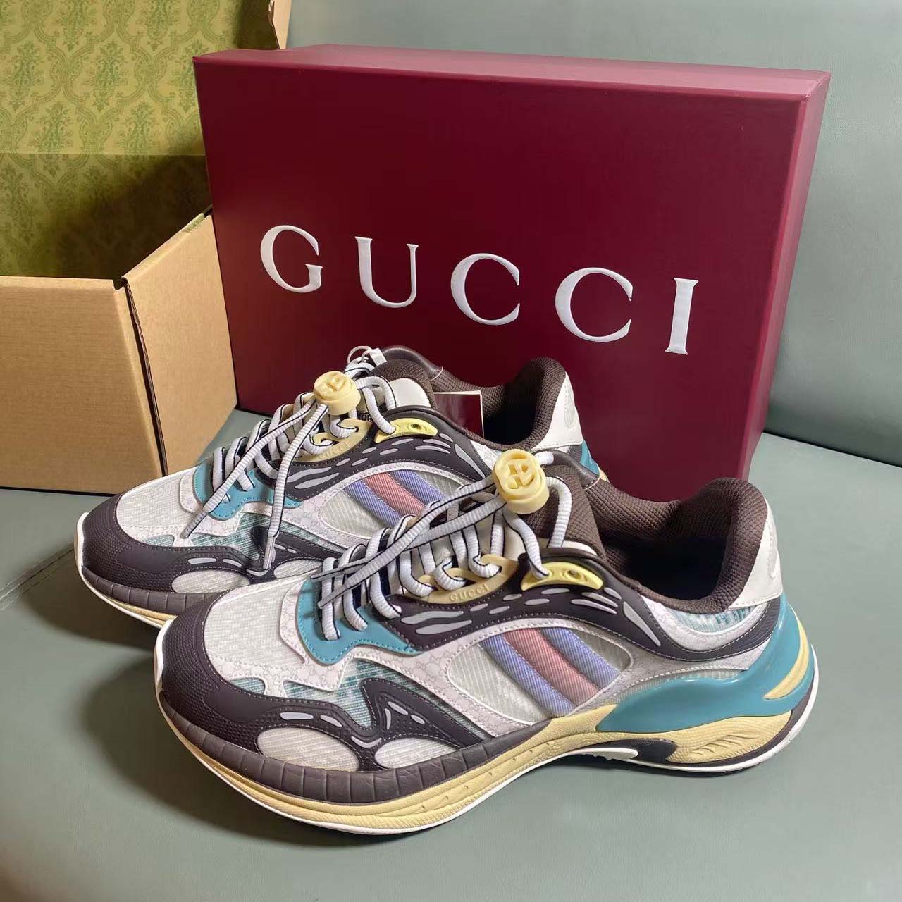 Gucci Men's Gucci 2.0 Sneaker - DesignerGu