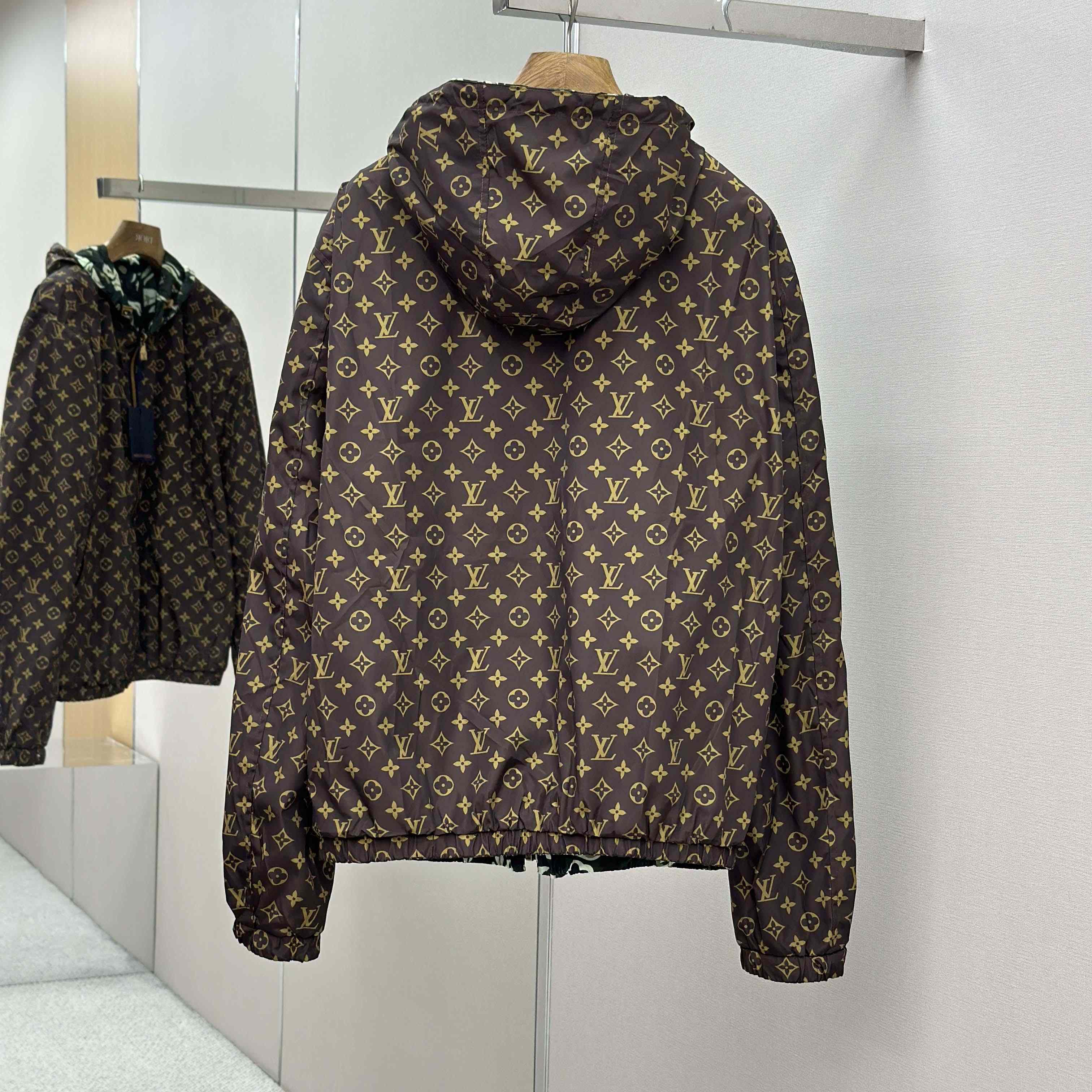 Louis Vuitton Monogram Reversible Windbreaker   1AILQT - DesignerGu