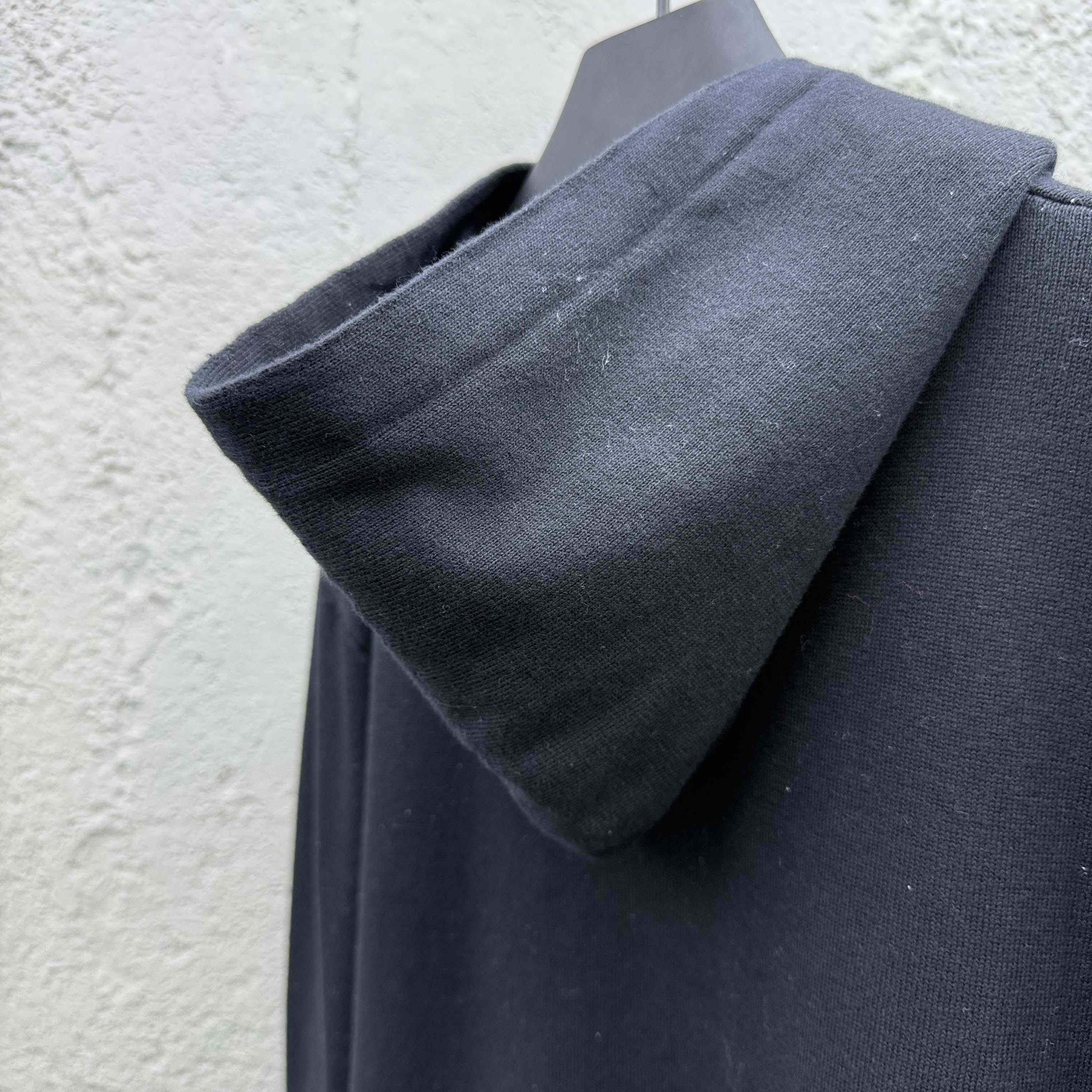 Louis Vuitton Gradient Cotton Hoodie   1AFAQE - DesignerGu
