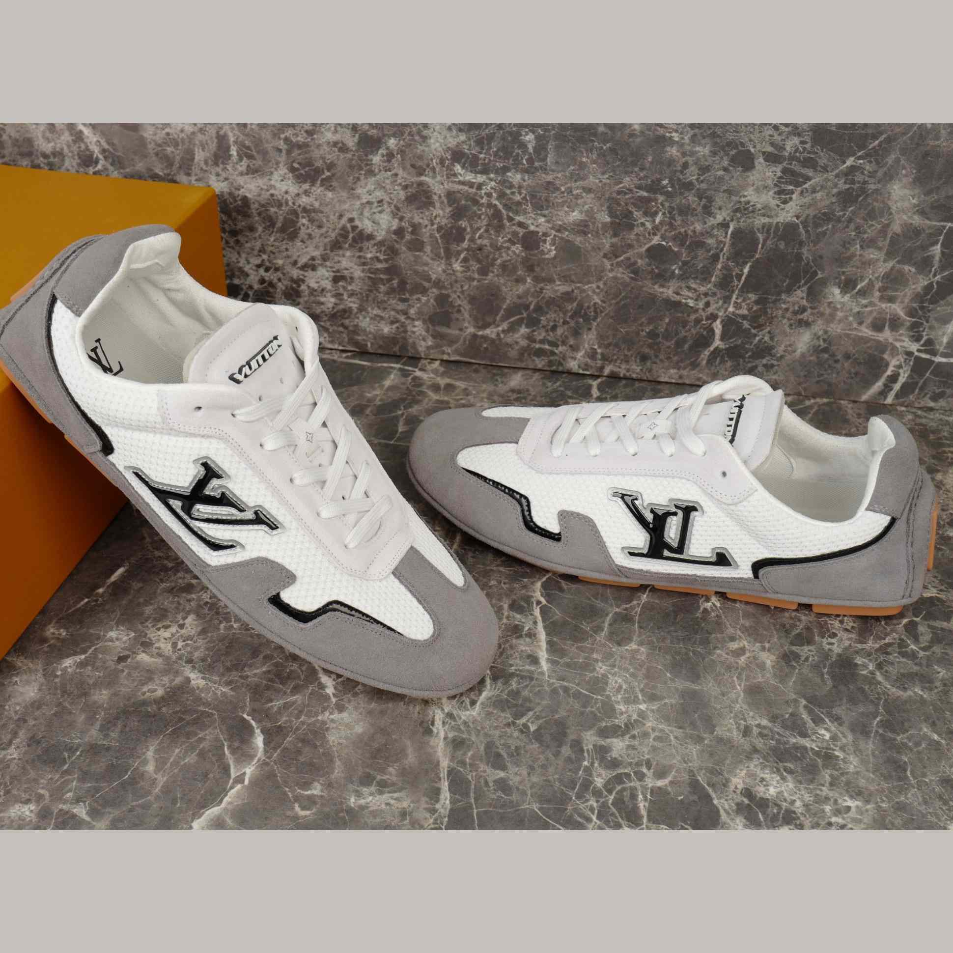 Louis Vuitton LV Rally Sneaker   1AHWXT - DesignerGu