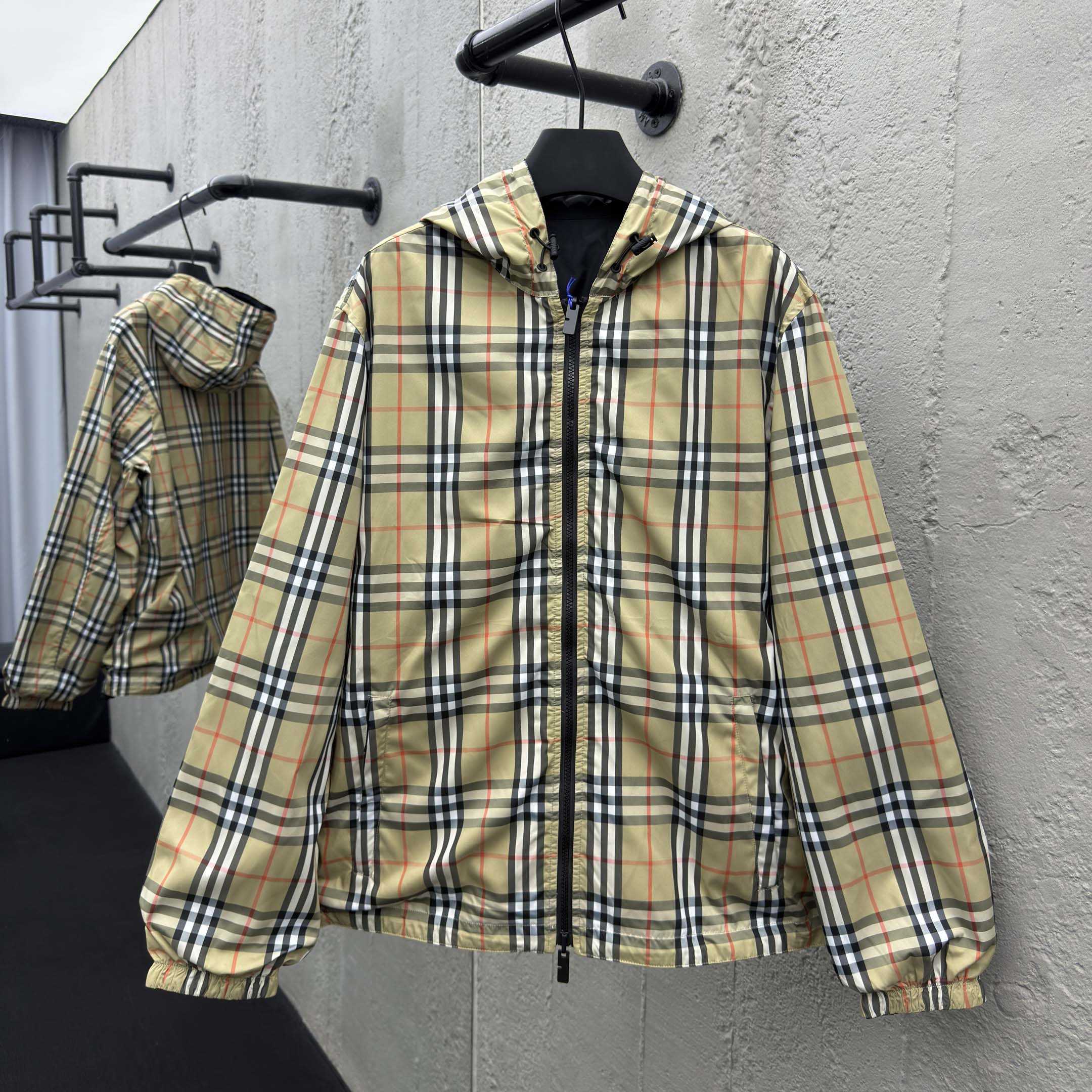 Burberry Check Jacket - DesignerGu