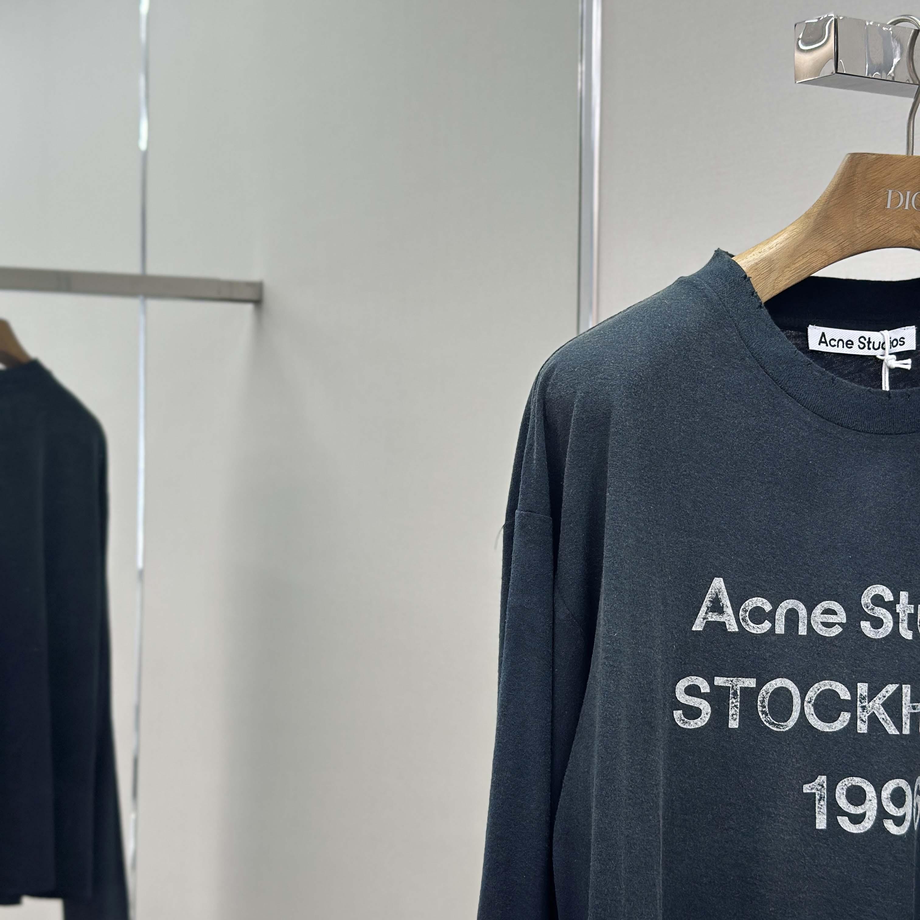 Acne Studios Logo T-shirt - Relaxed Fit - DesignerGu