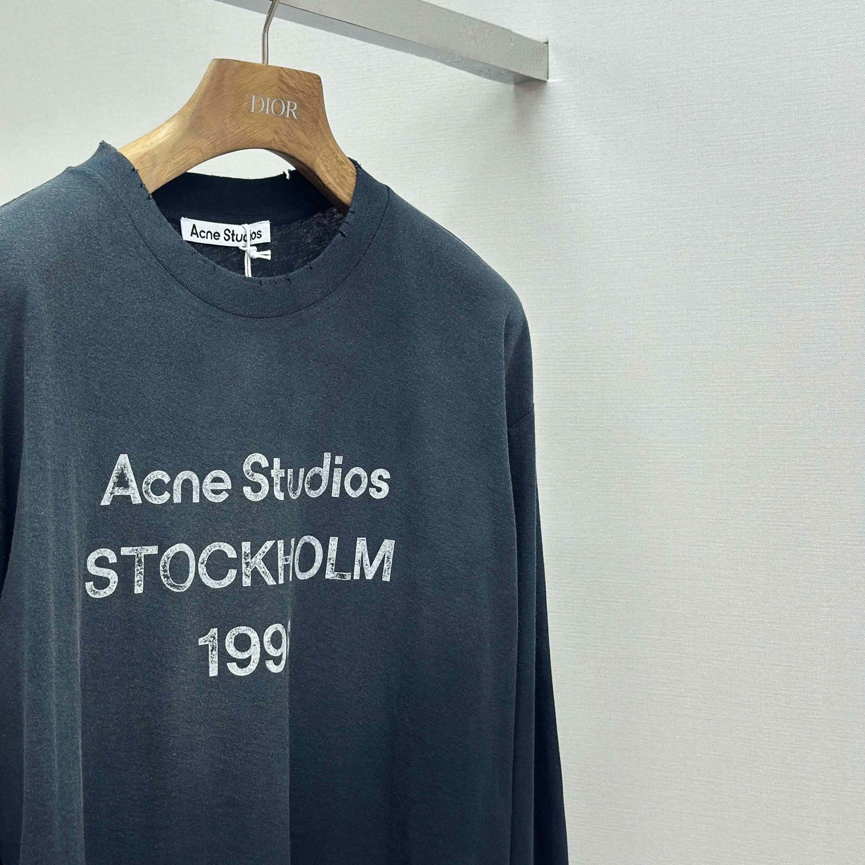 Acne Studios Logo T-shirt - Relaxed Fit - DesignerGu