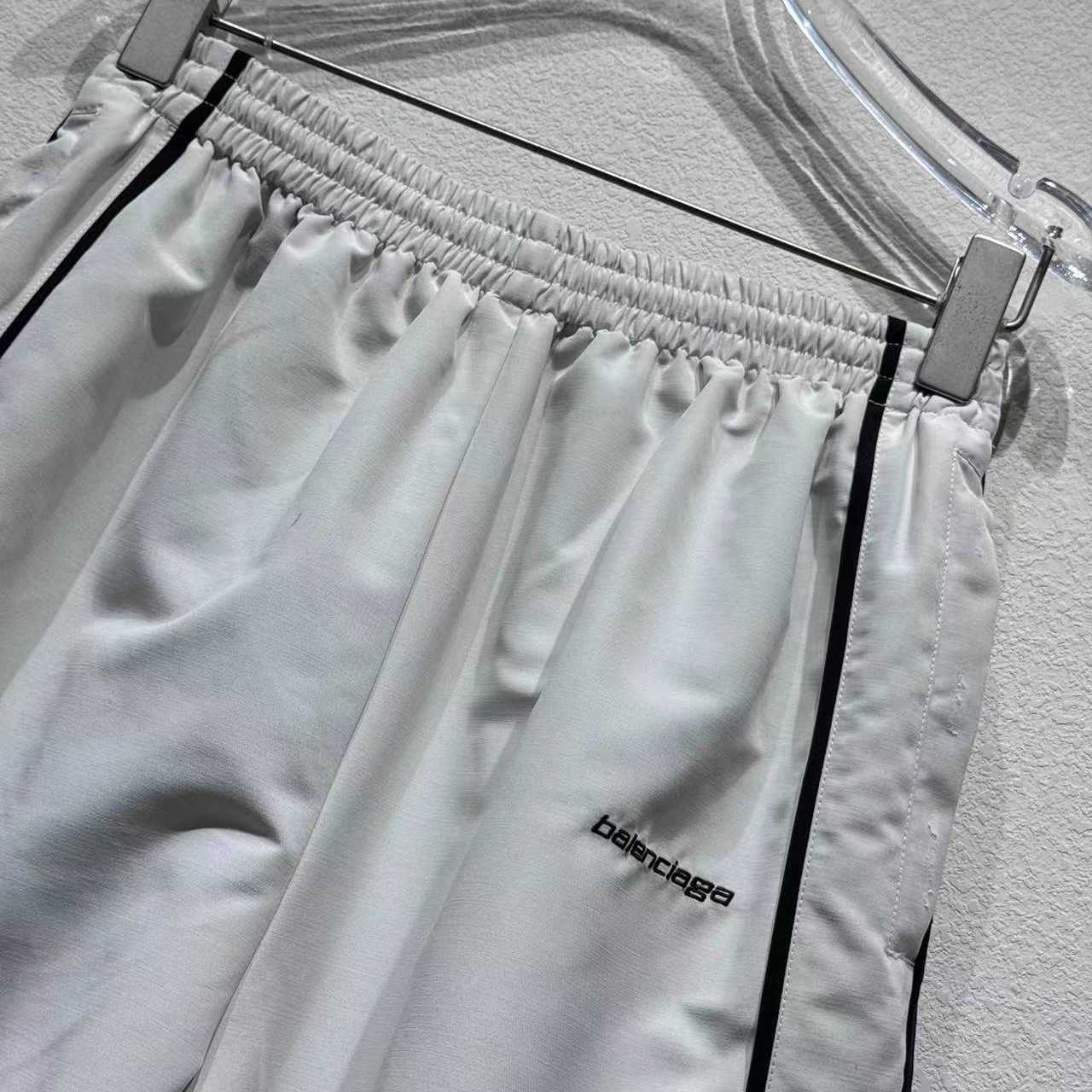 Balenciaga 50/50 Tracksuit Pants In White And Grey  - DesignerGu