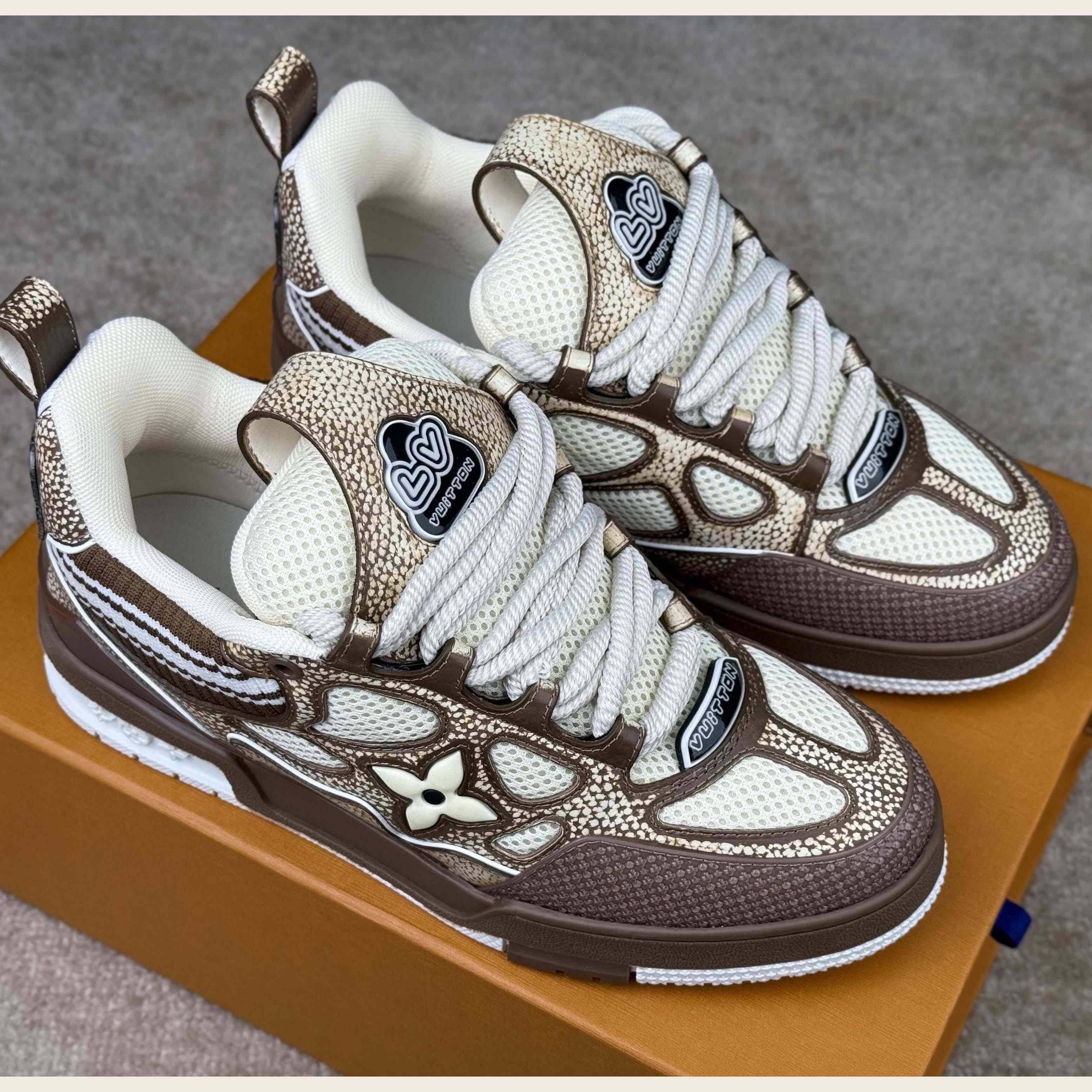 Louis Vuitton LV Skate Sneaker   1AHSWO - DesignerGu