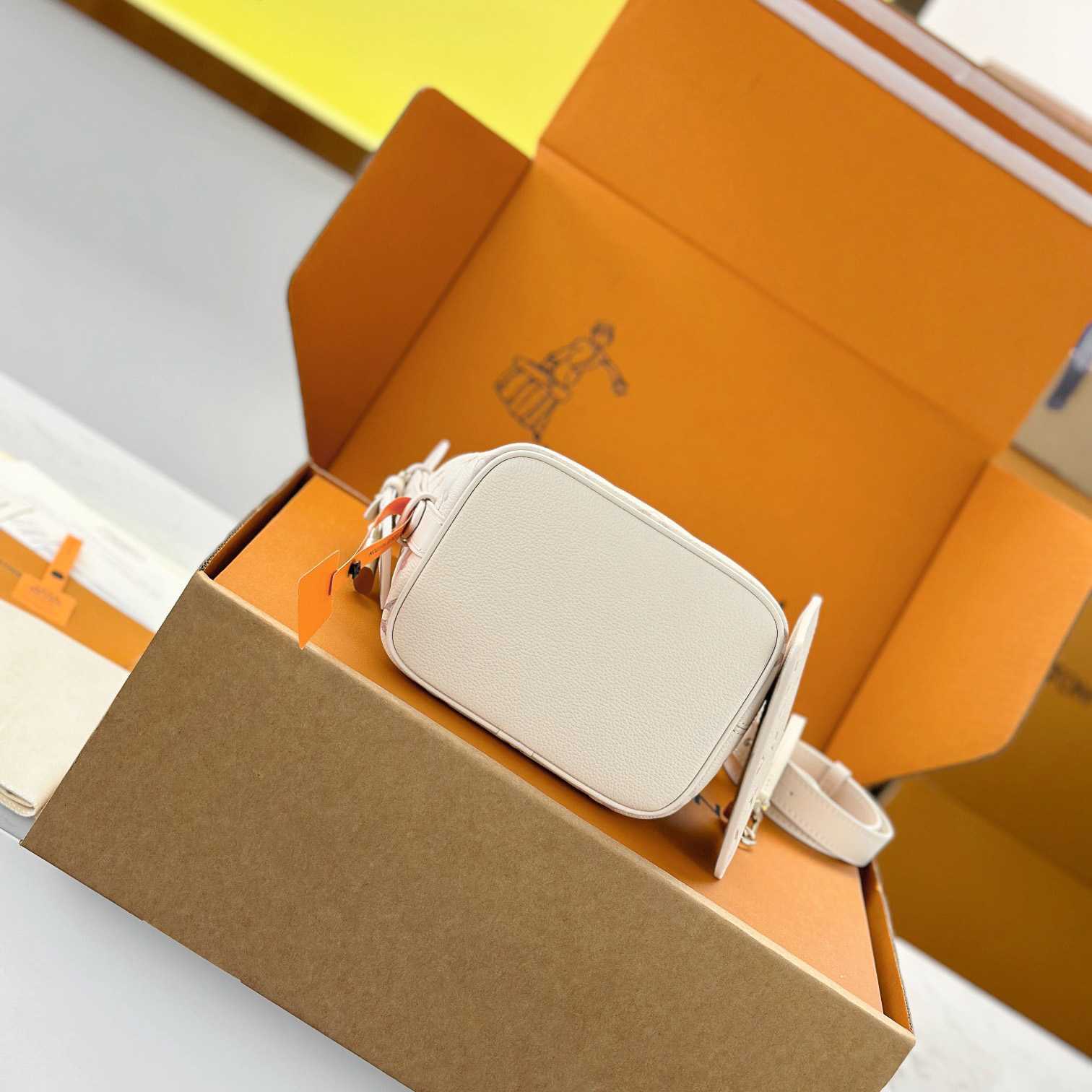 Louis Vuitton All In BB   M25673 - DesignerGu