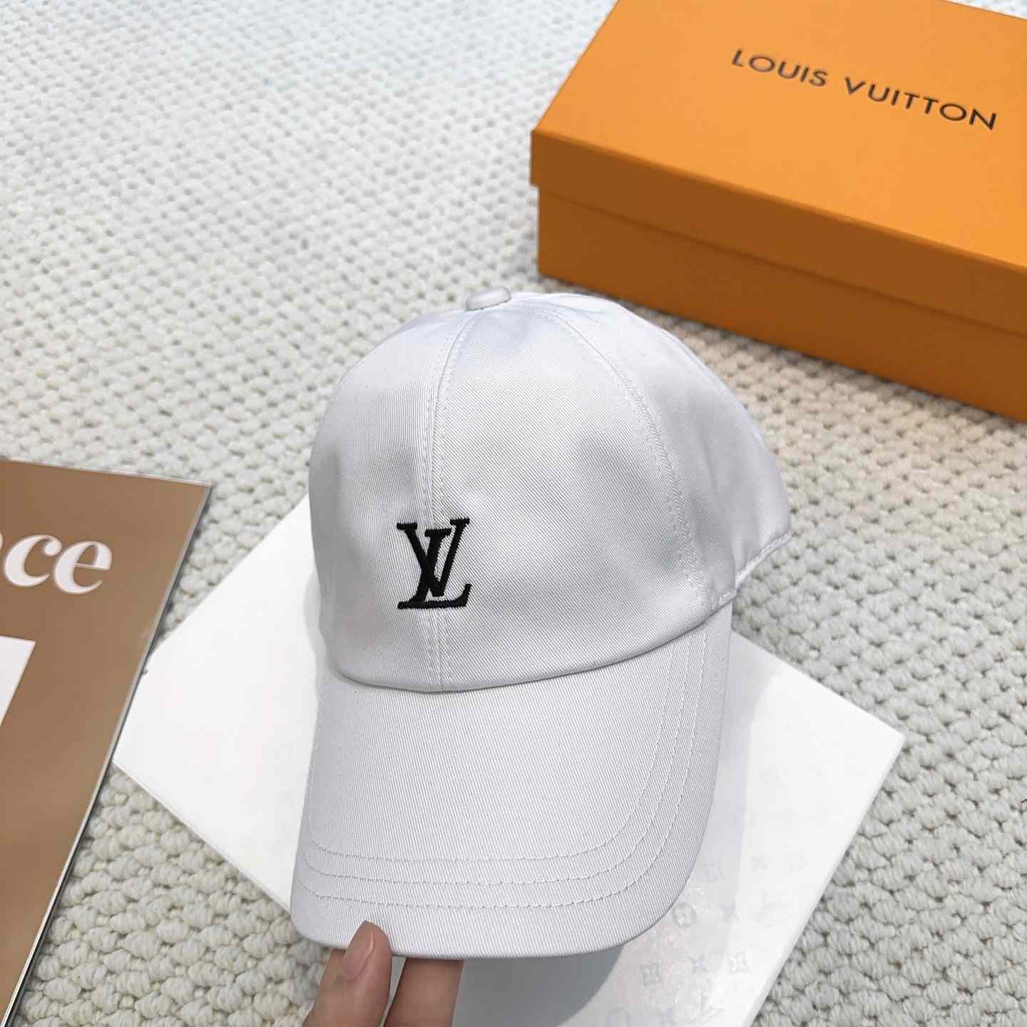 Louis Vuitton Cap - DesignerGu