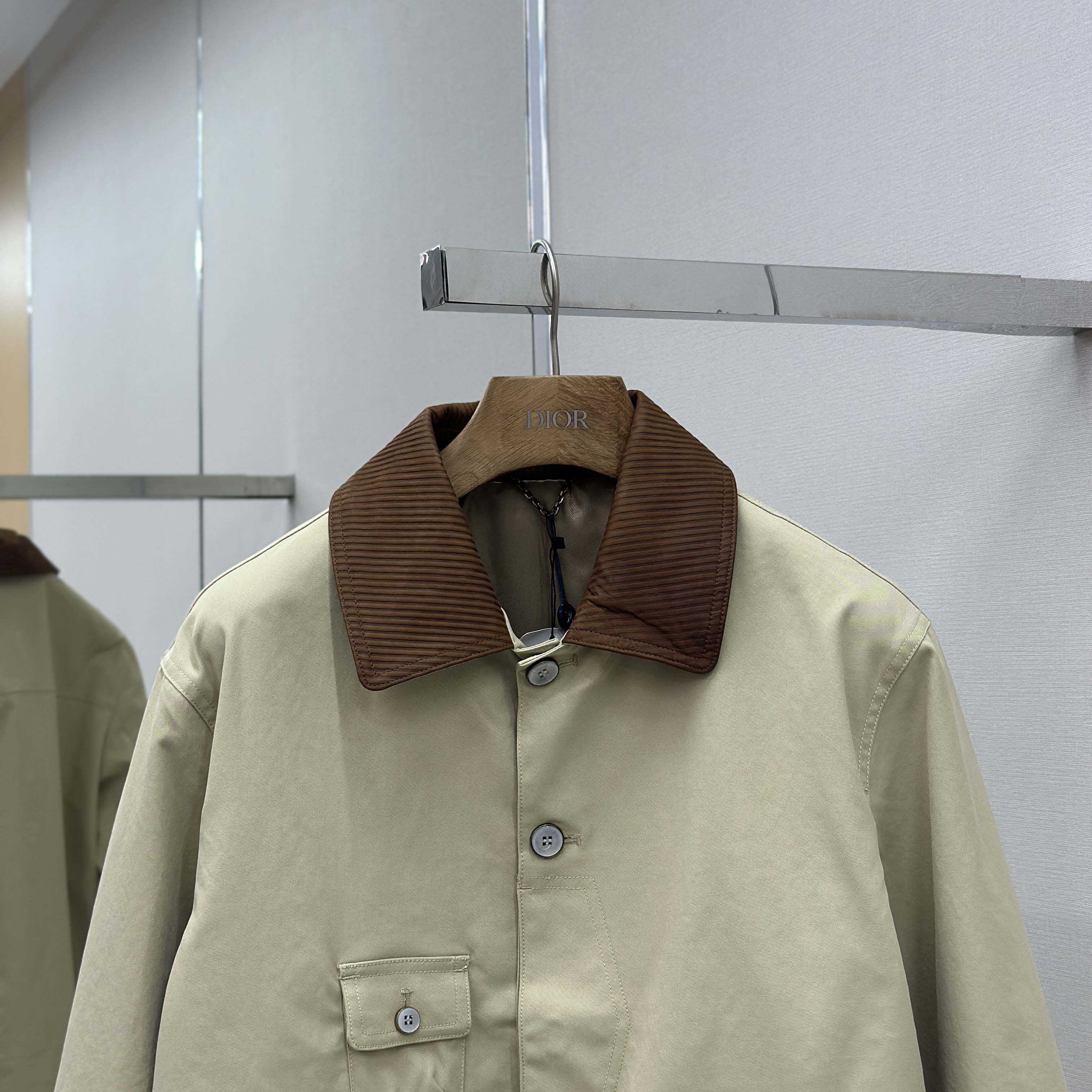 Louis Vuitton Workwear Gardening Jacket   1AILNW  - DesignerGu