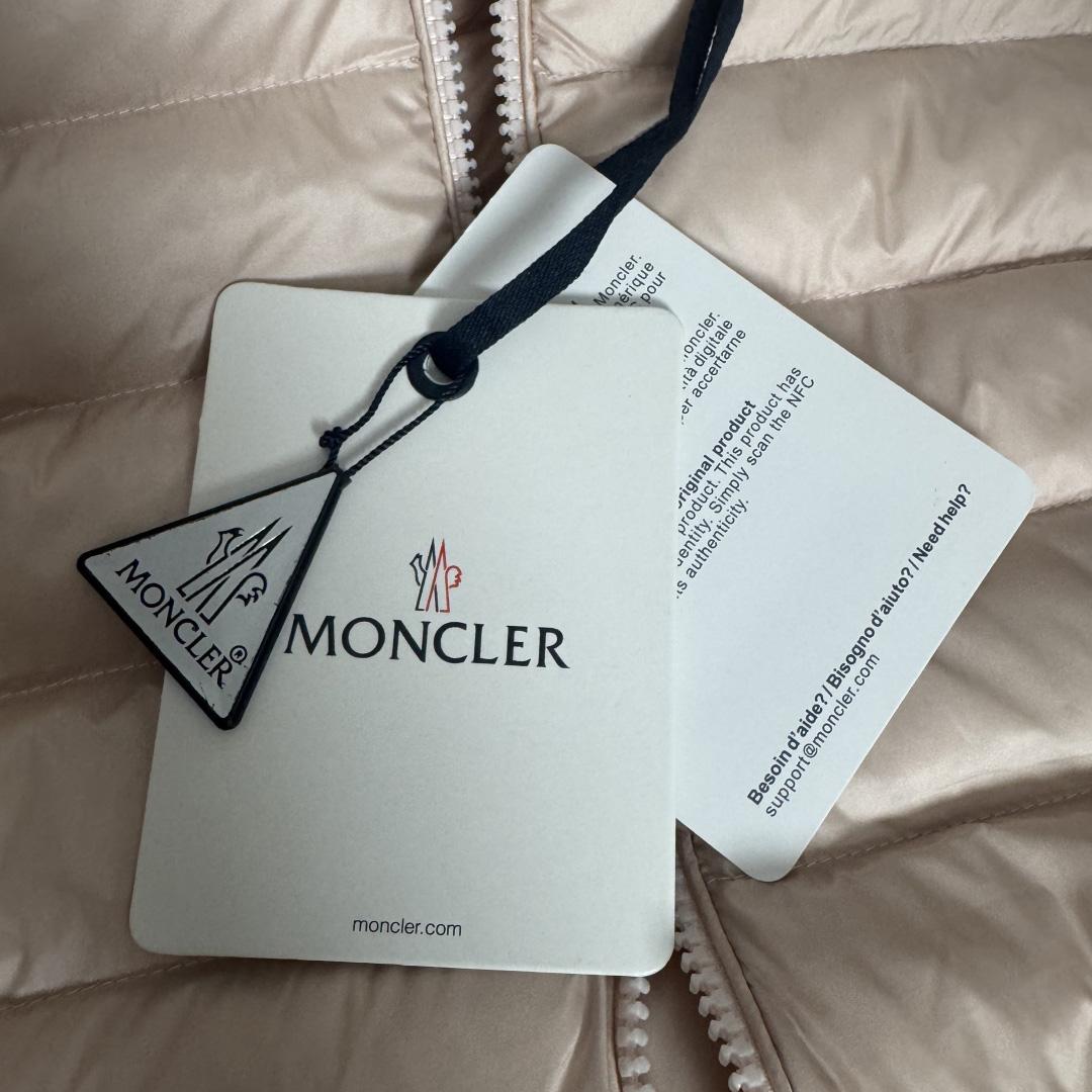 Moncler Igelle Short Down Jacket - DesignerGu