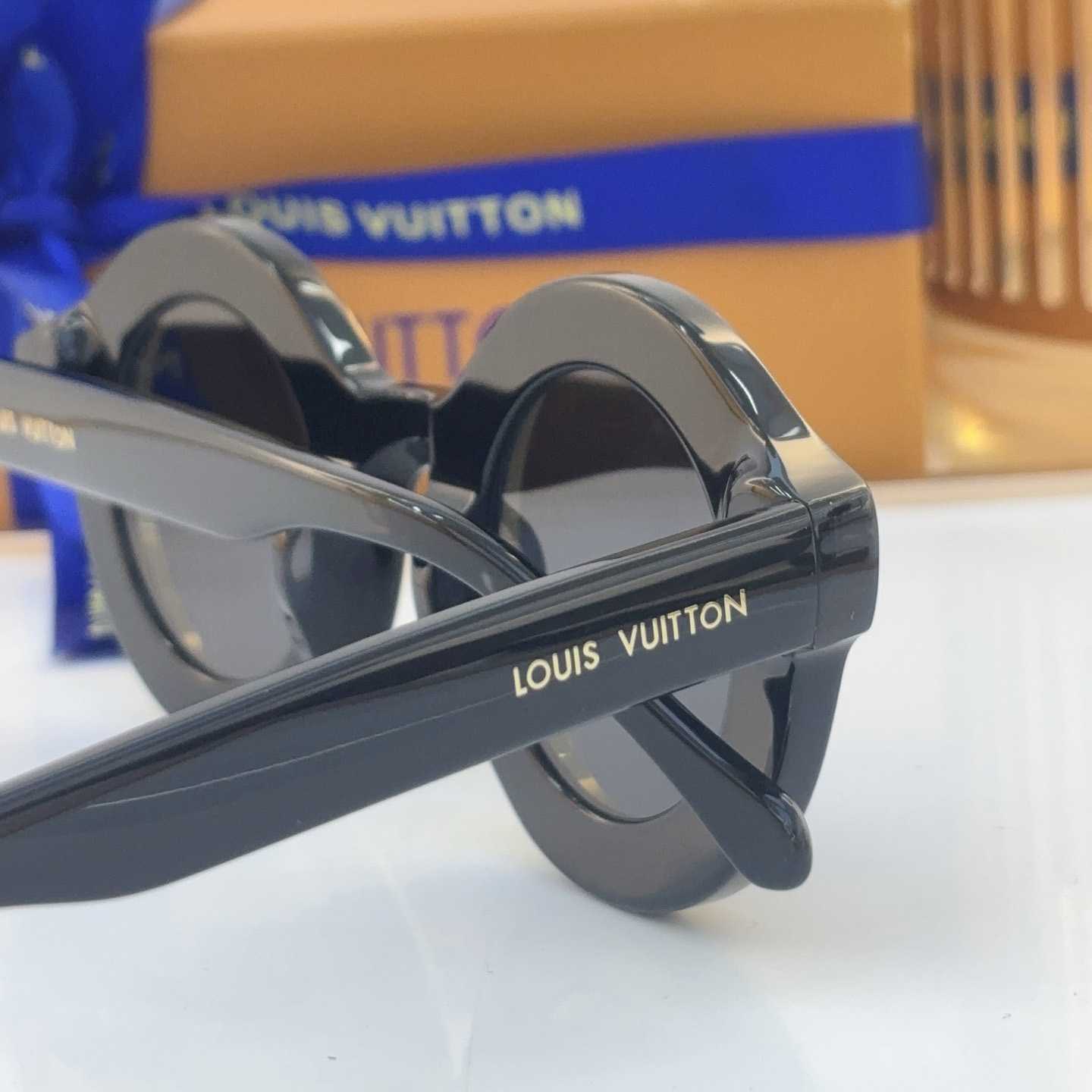 Louis Vuitton LV Super Vision Round Sunglasses   Z2737U Z2386U - DesignerGu