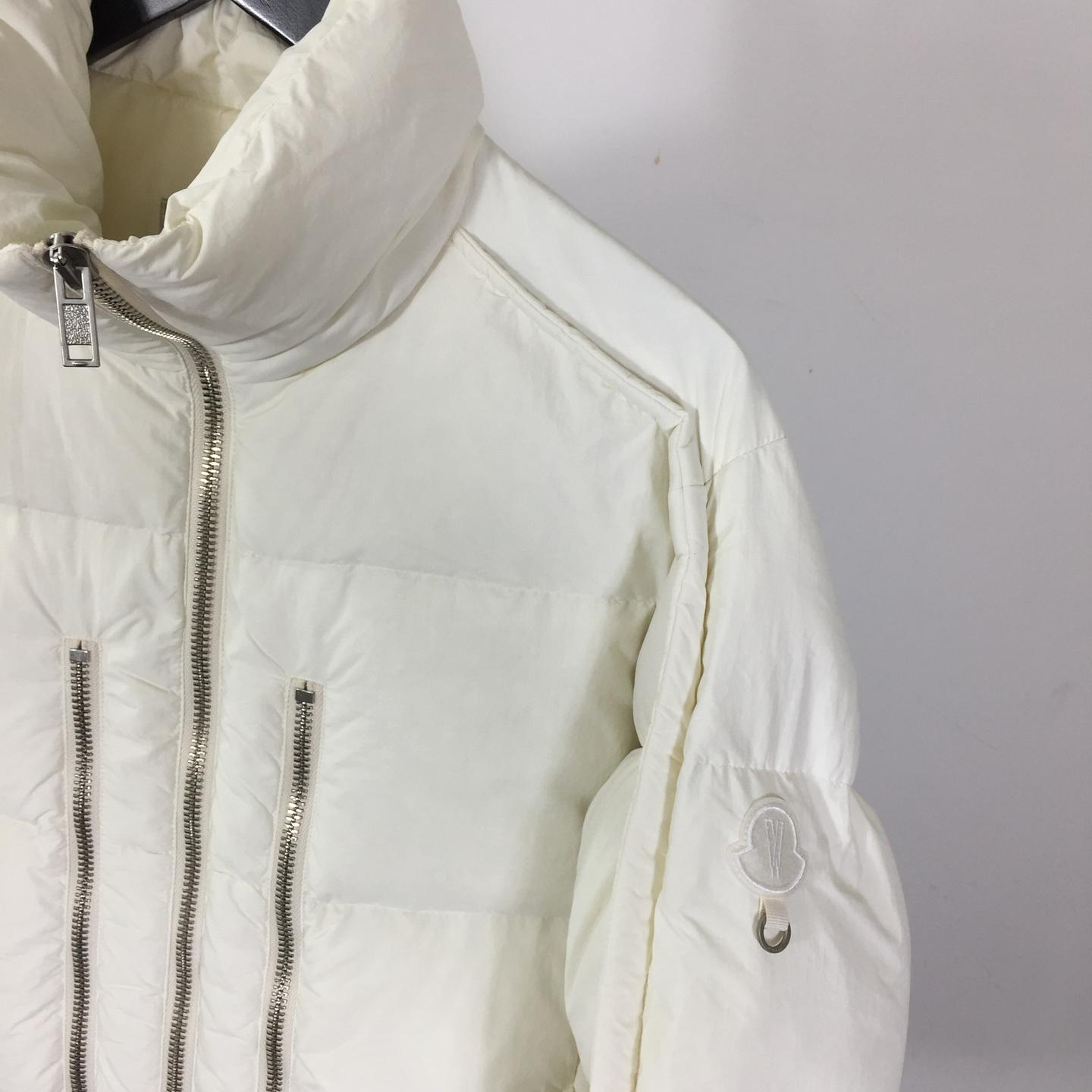 Moncler X Willow Smith Yael Down Jacket In White - DesignerGu