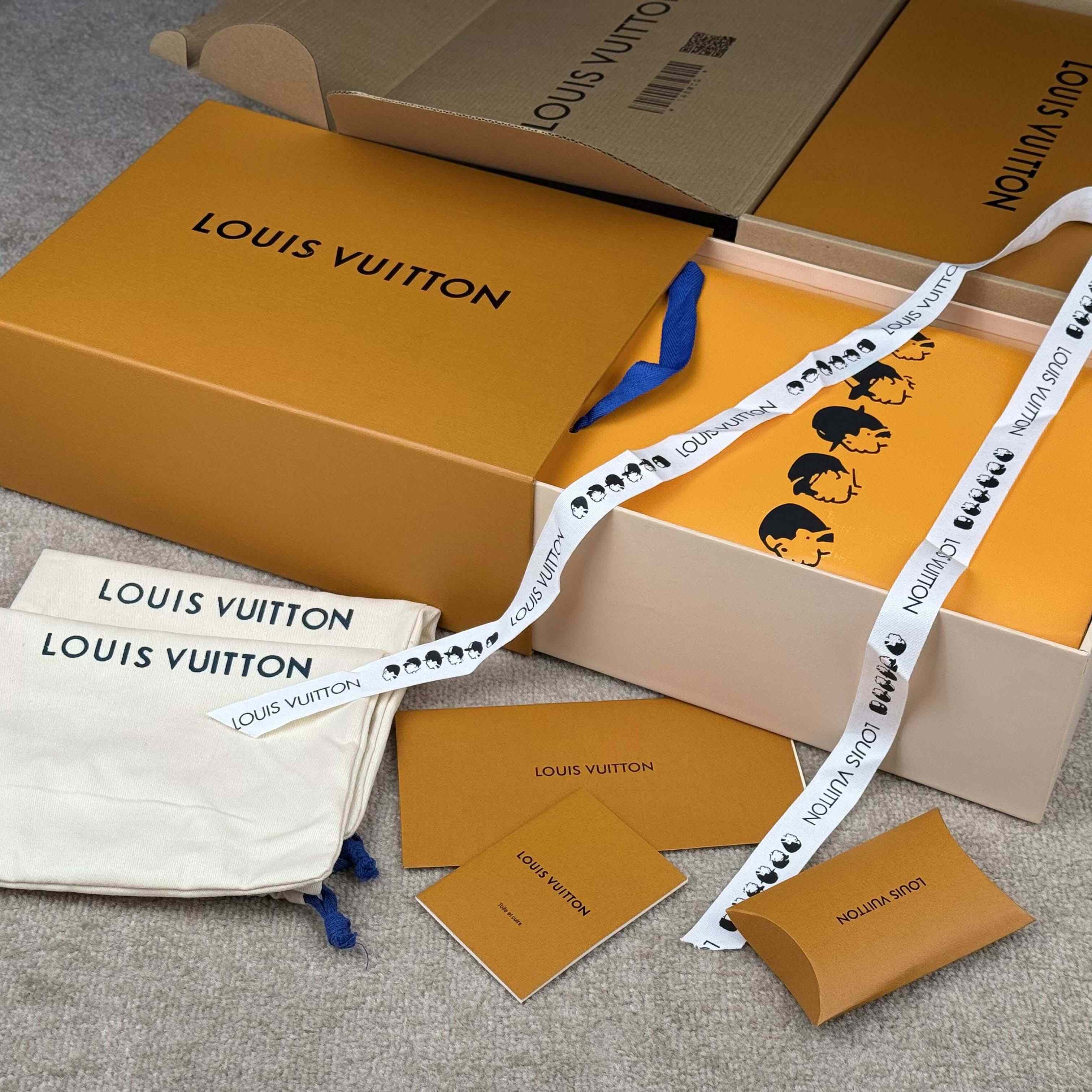 Louis Vuitton LV BUTTERSOFT Sneaker   - DesignerGu