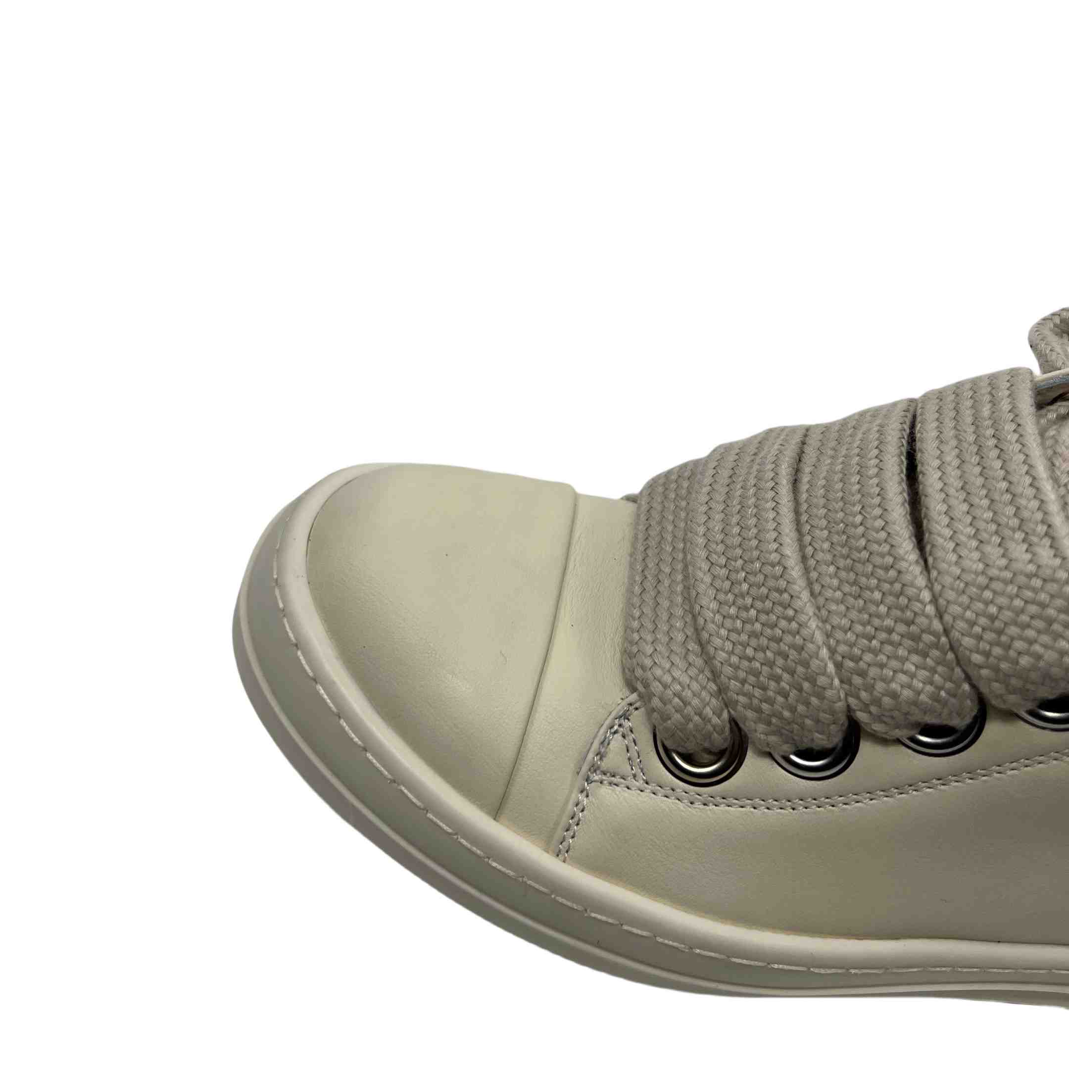 Rick Owens Lido Low Top Sneaks Jumbo Laced Milk - DesignerGu
