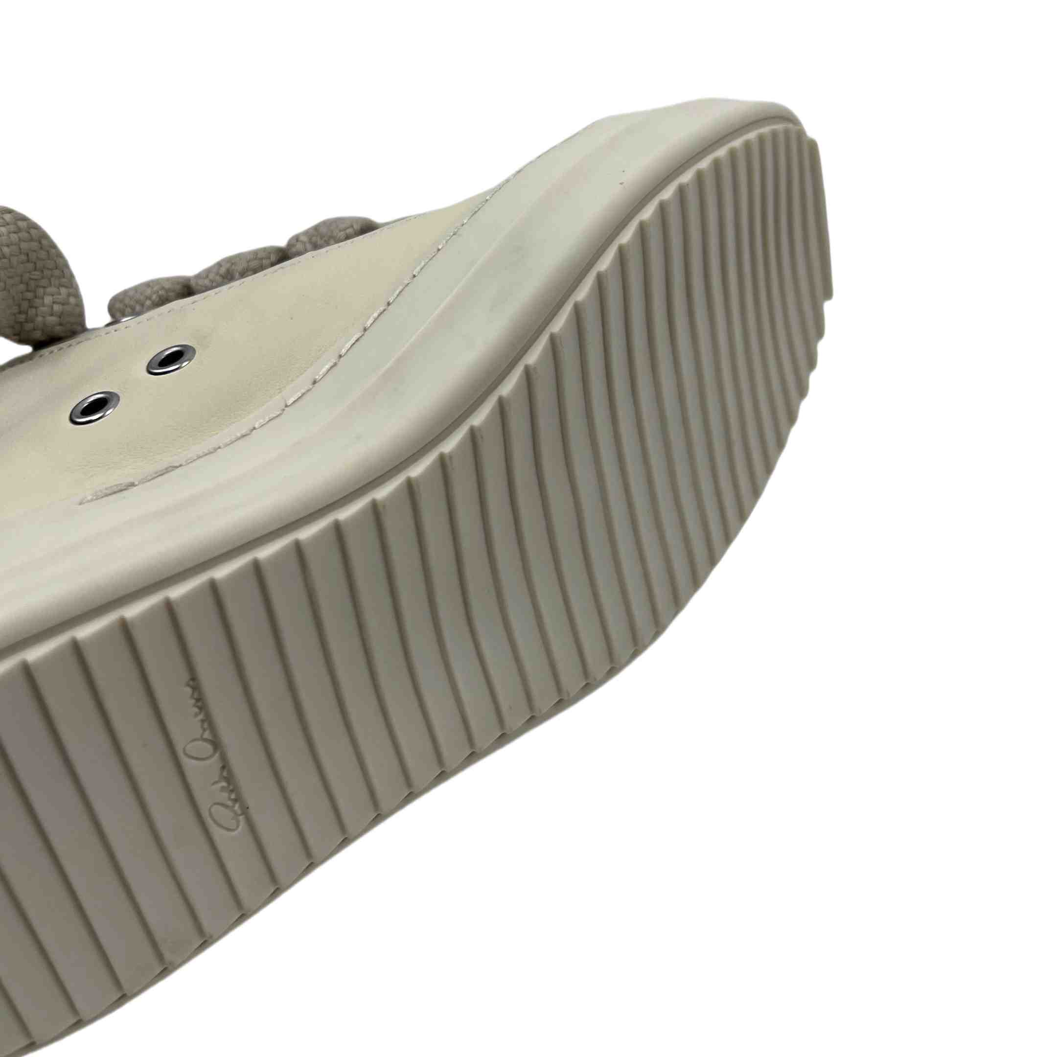 Rick Owens Lido Low Top Sneaks Jumbo Laced Milk - DesignerGu