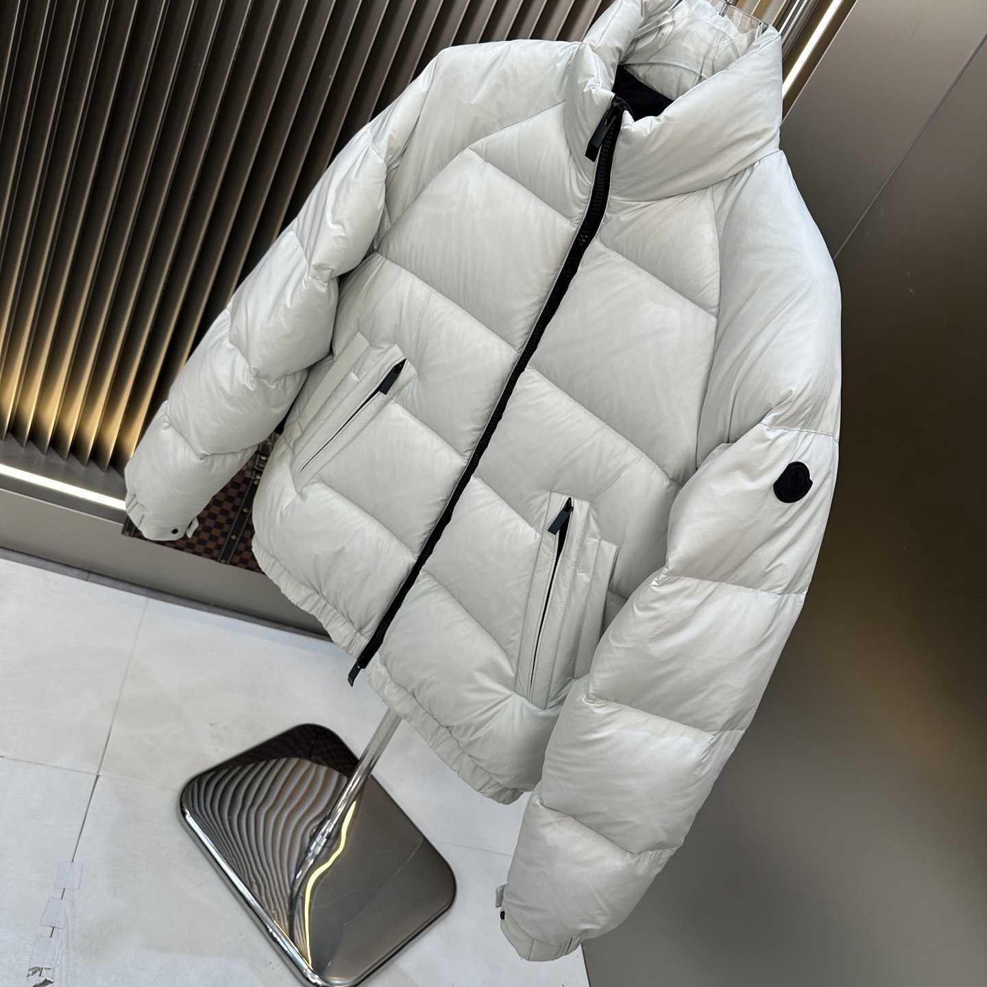 Moncler Short Down Jacket - DesignerGu