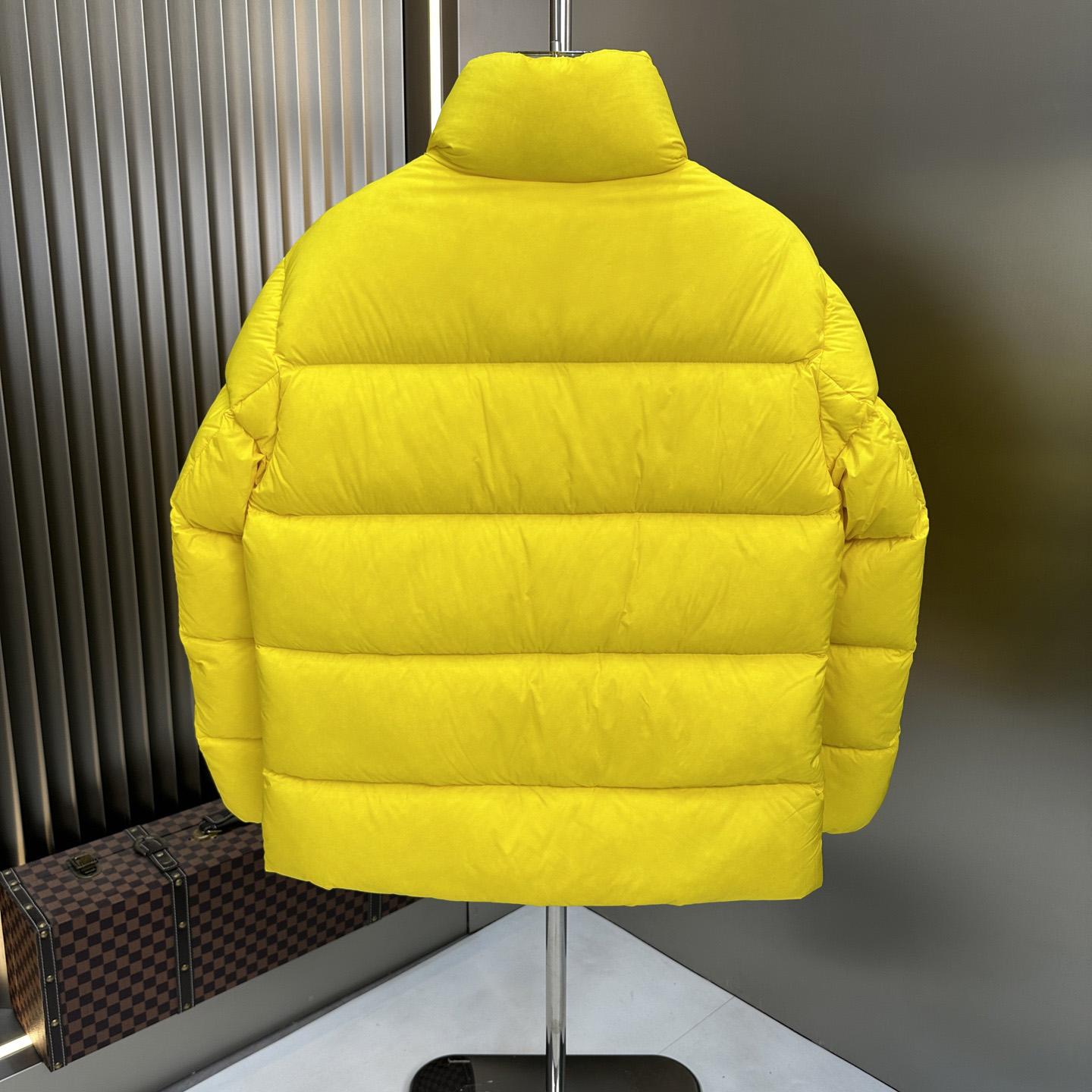 Moncler Short Down Jacket  - DesignerGu
