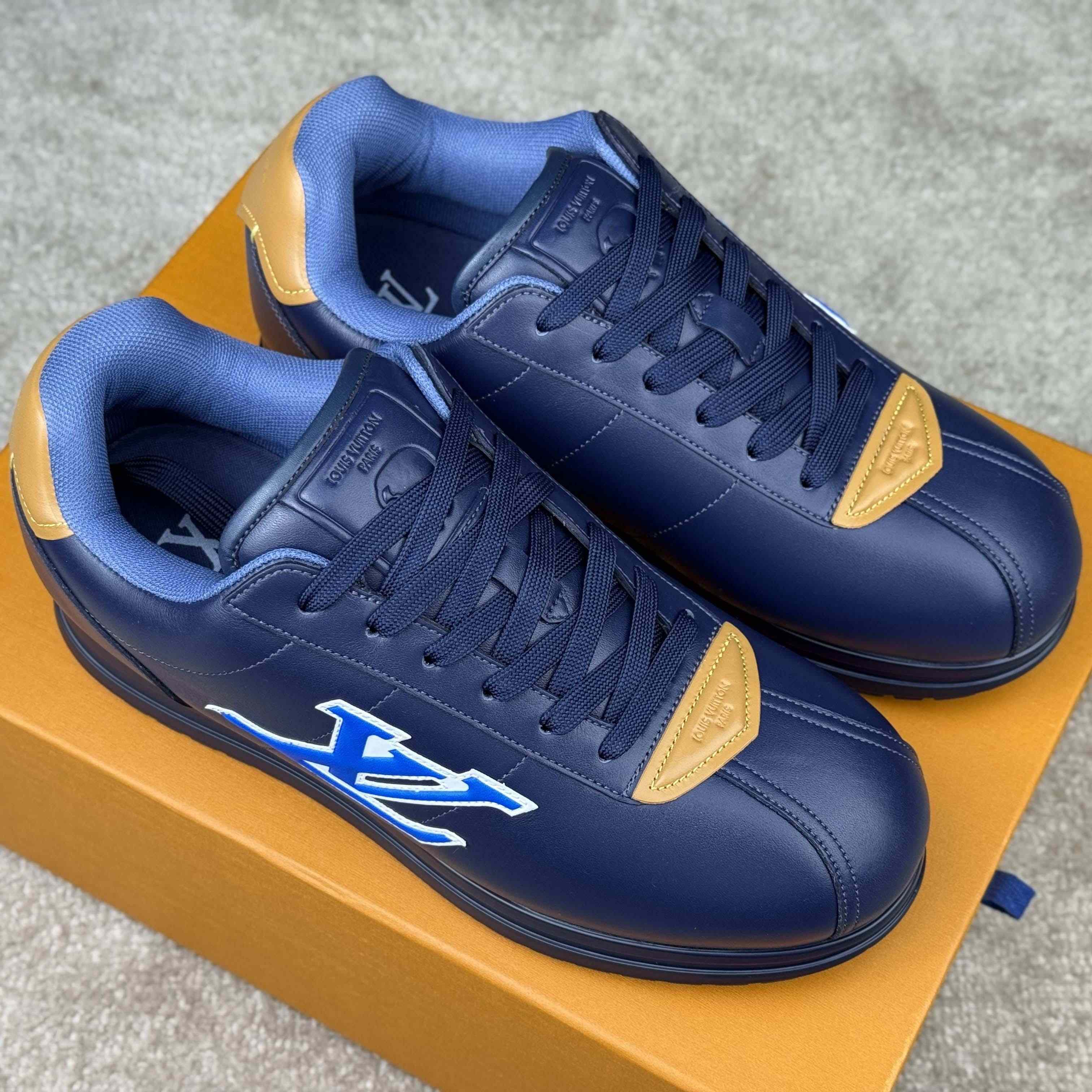 Louis Vuitton LV BUTTERSOFT Sneaker    1AIKI3 - DesignerGu