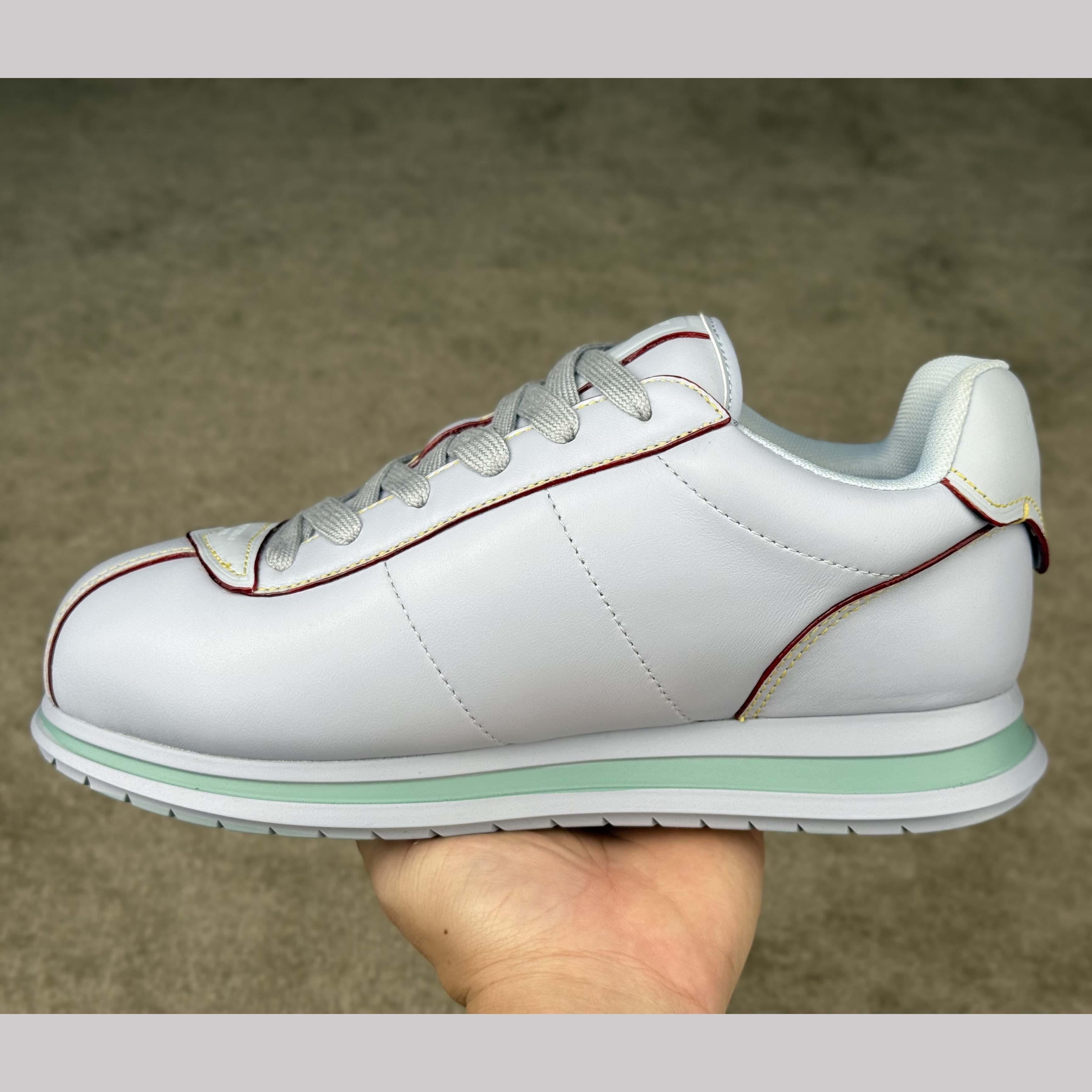 Louis Vuitton LV BUTTERSOFT Sneaker     - DesignerGu