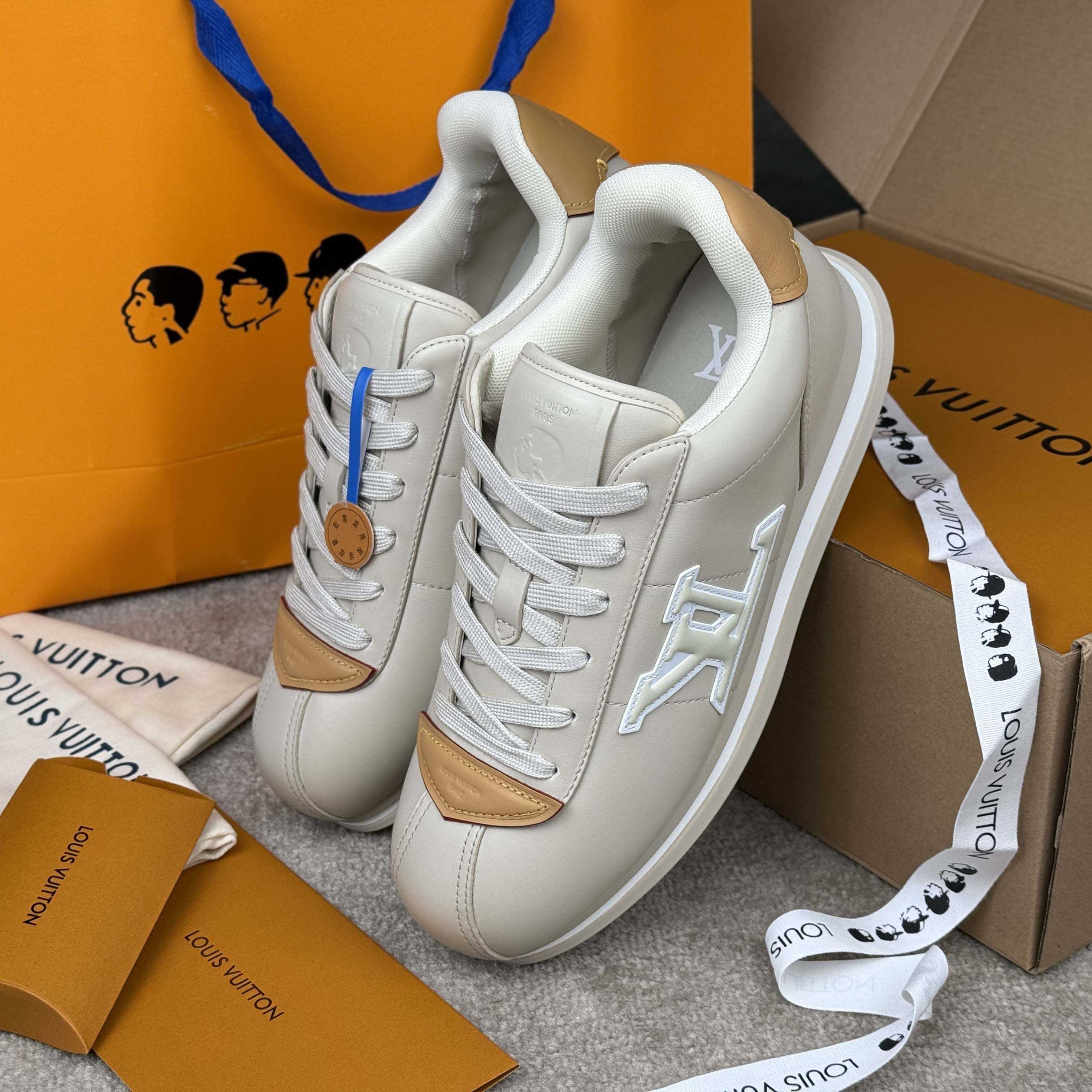 Louis Vuitton LV BUTTERSOFT Sneaker    1AIKF4 - DesignerGu