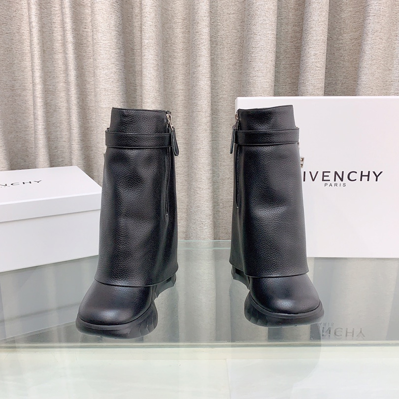 Givenchy Shark Lock Boots - DesignerGu