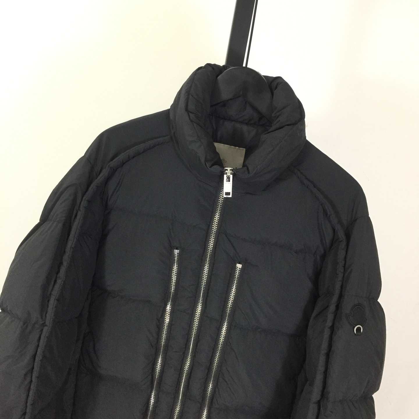 Moncler X Willow Smith Yael Down Jacket In Black - DesignerGu