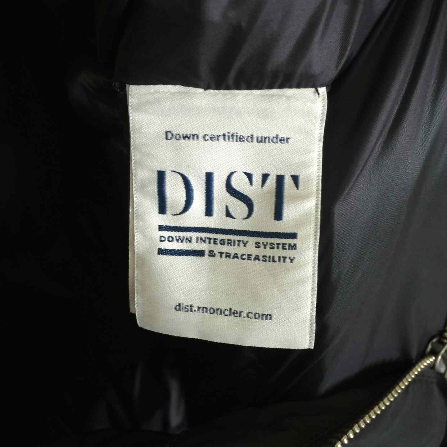 Moncler X Willow Smith Yael Down Jacket In Black - DesignerGu