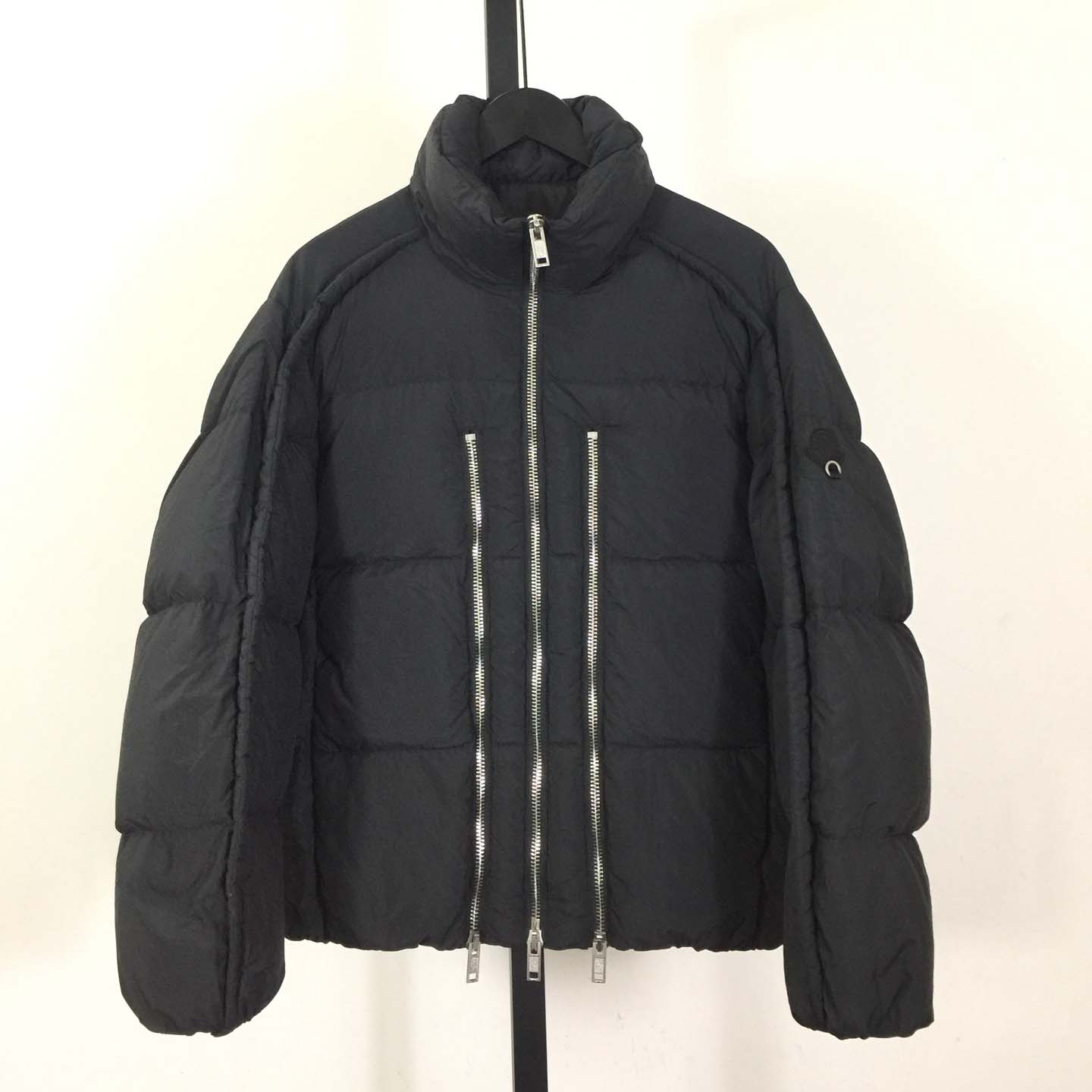 Moncler X Willow Smith Yael Down Jacket In Black - DesignerGu