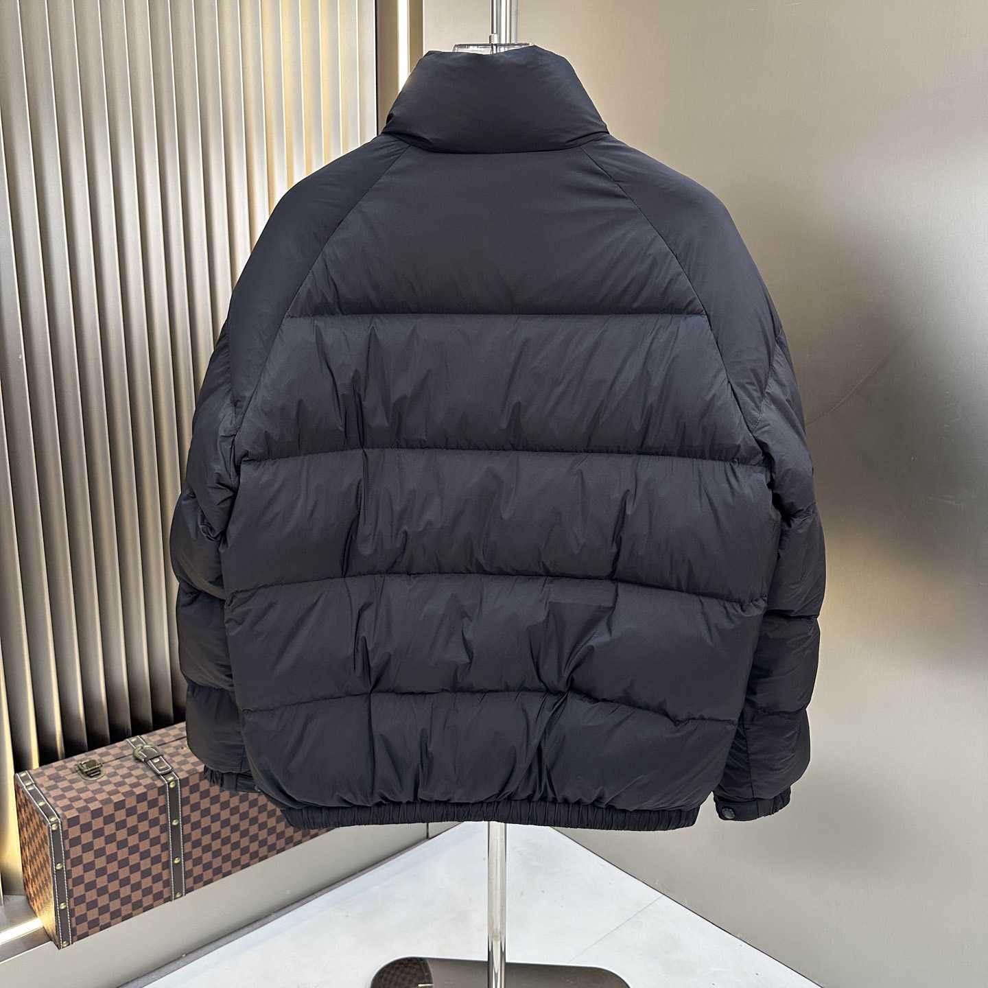 Moncler Short Down Jacket - DesignerGu