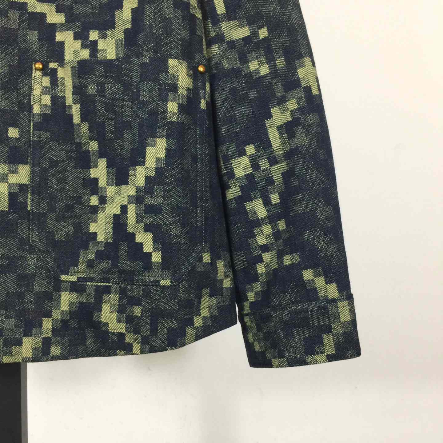 Louis Vuitton Jacket - DesignerGu