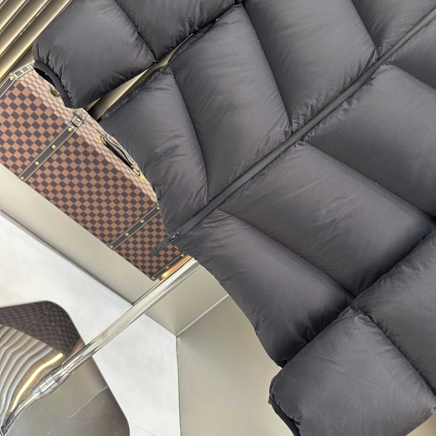 Moncler Forez Hooded Short Down Jacket - DesignerGu