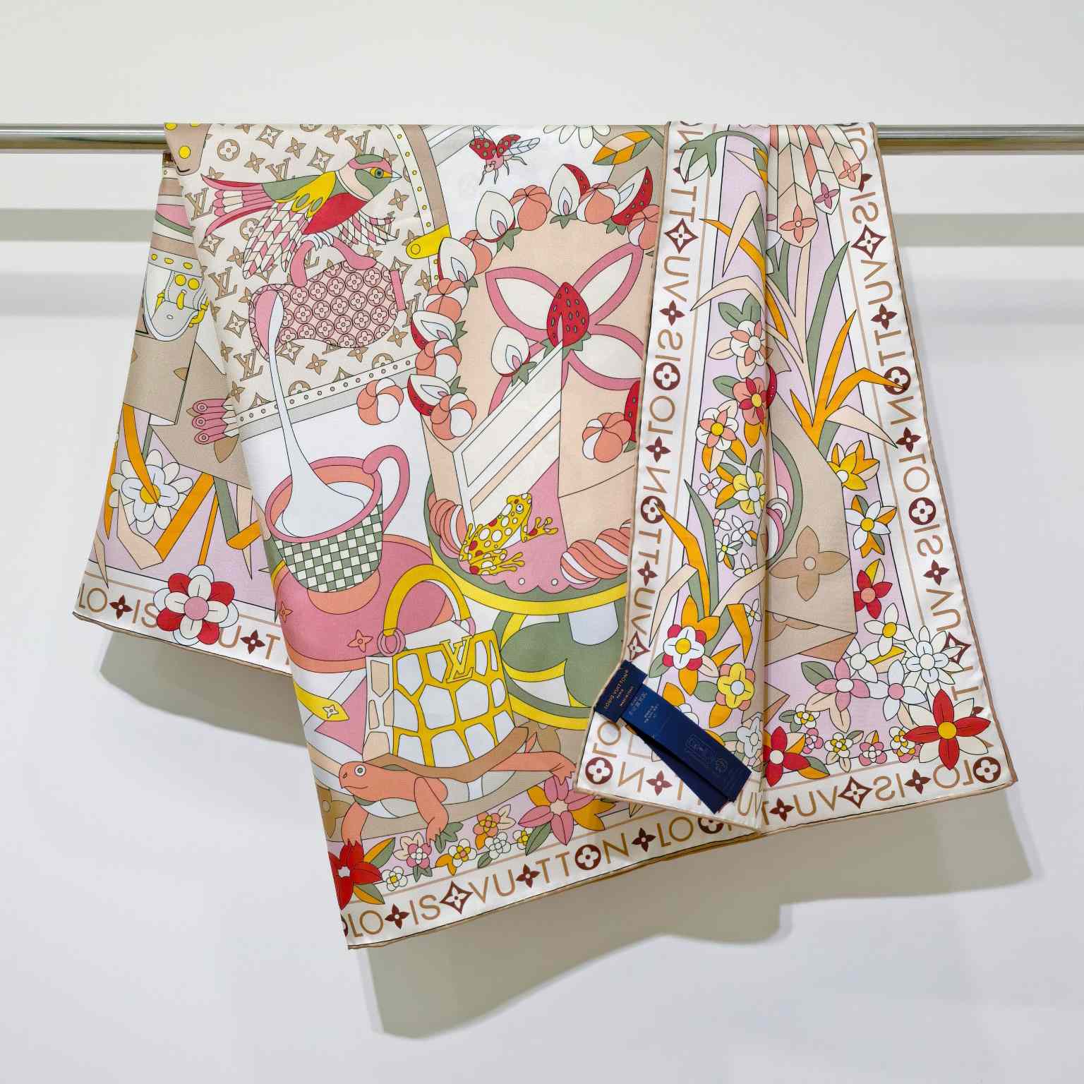 Louis Vuitton Picnic Square 90   M96355 - DesignerGu