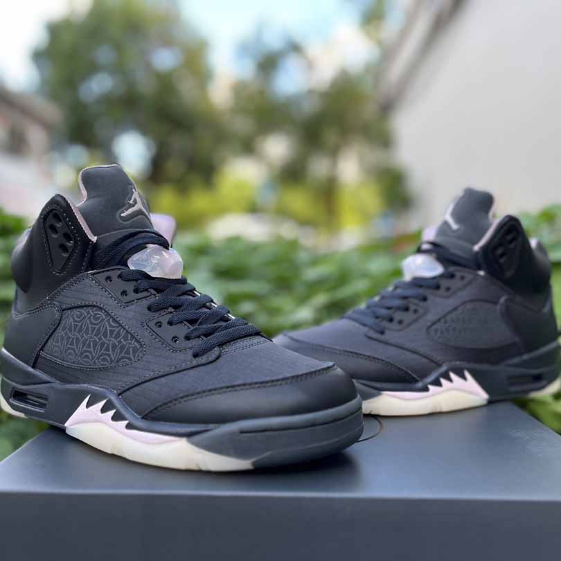 PSG x Air Jordan 5 “Off Noir” HQ3004-001 - DesignerGu