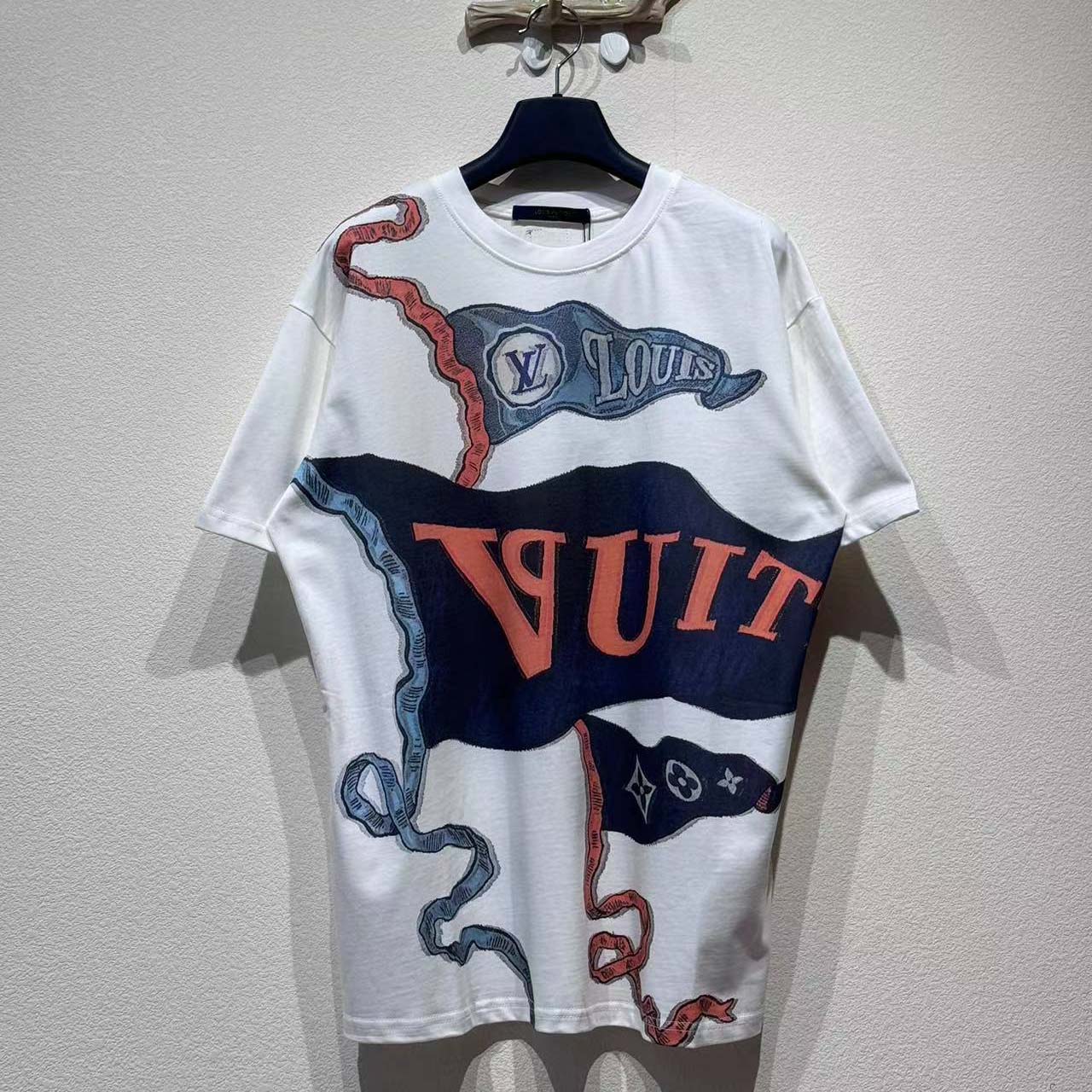 Louis Vuitton Intarsia Graphic T-Shirt   1AIHZZ - DesignerGu