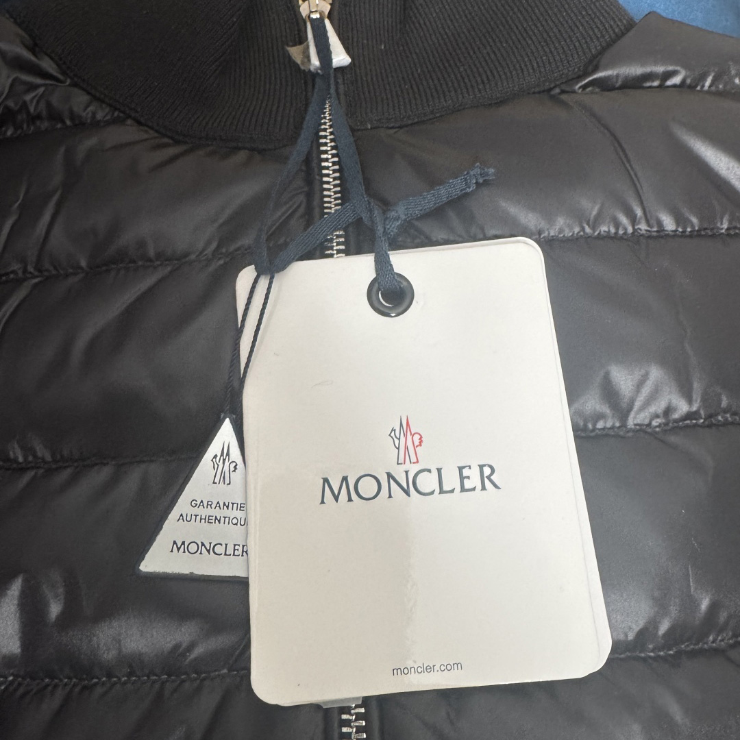 Moncler Padded Wool Zip-Up Cardigan In Black    Z503 - DesignerGu