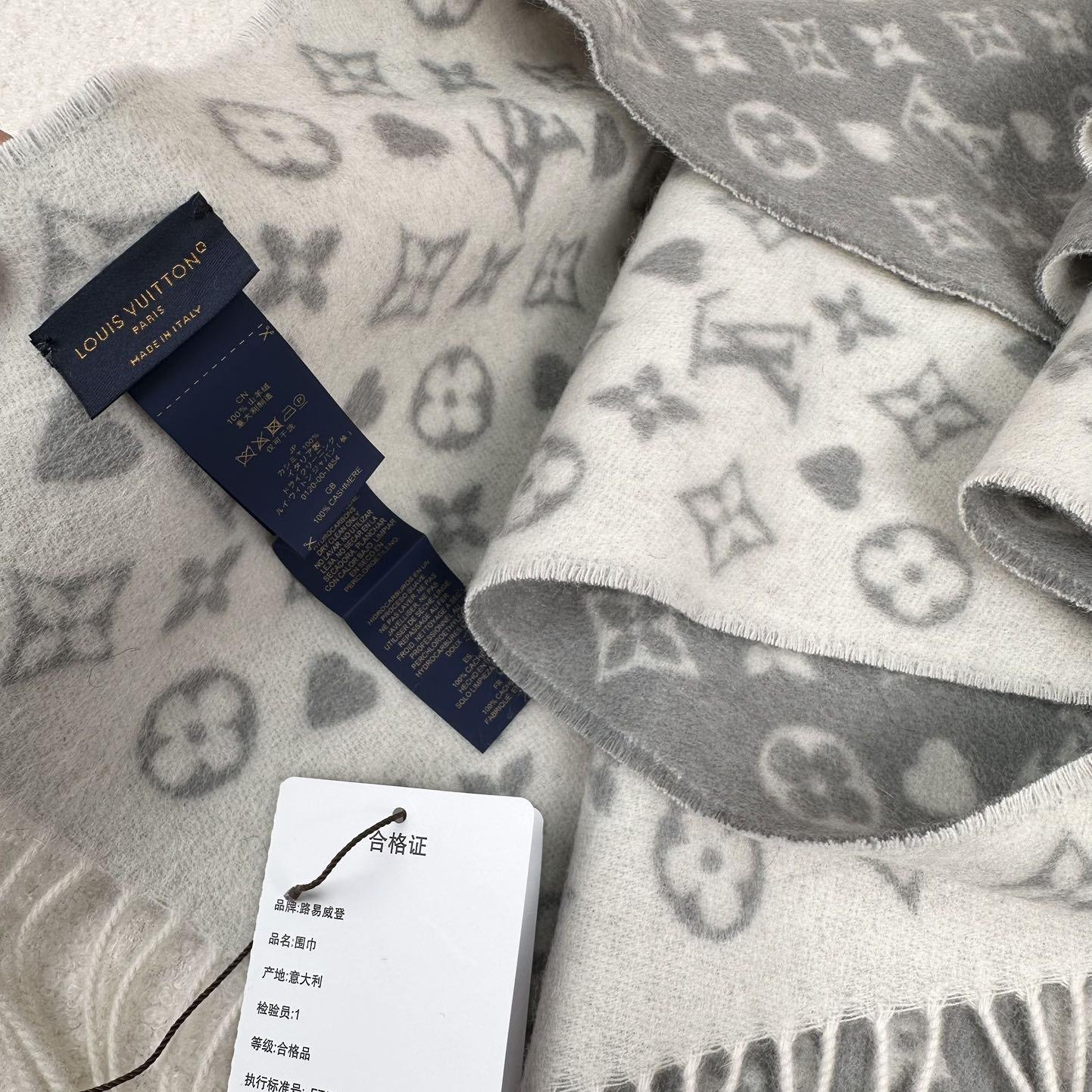 Louis Vuitton Game On Scarf   45*180cm - DesignerGu