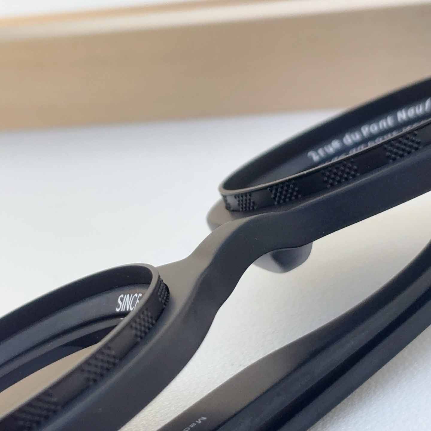 Louis Vuitton LV Super Vision Round Sunglasses   Z2737U Z2386U - DesignerGu