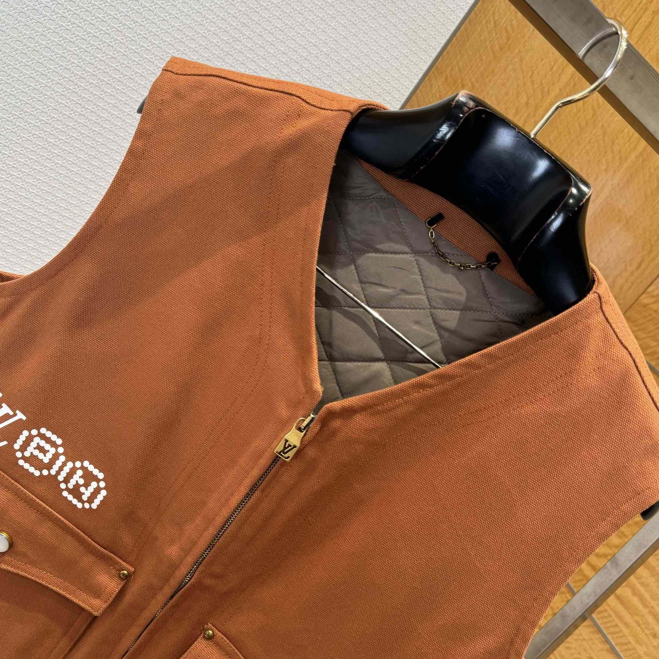 Louis Vuitton Workwear Gilet  - DesignerGu