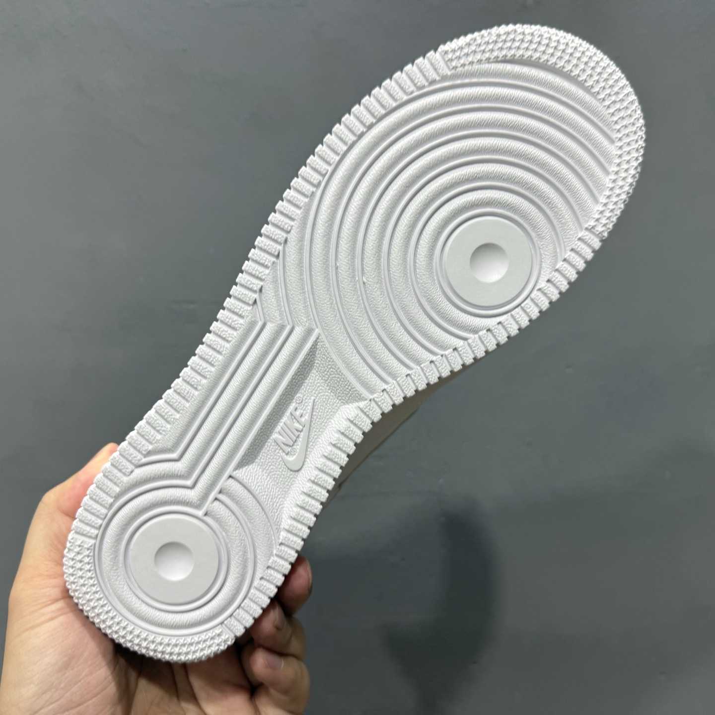 Nike Air Force 1 '07     IH4475-100 - DesignerGu