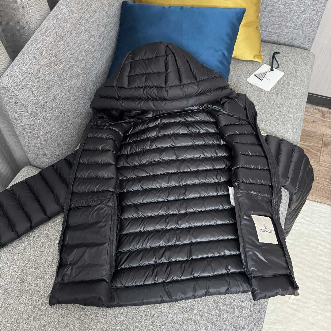 Moncler Ige Hooded Short Down Jacket - DesignerGu