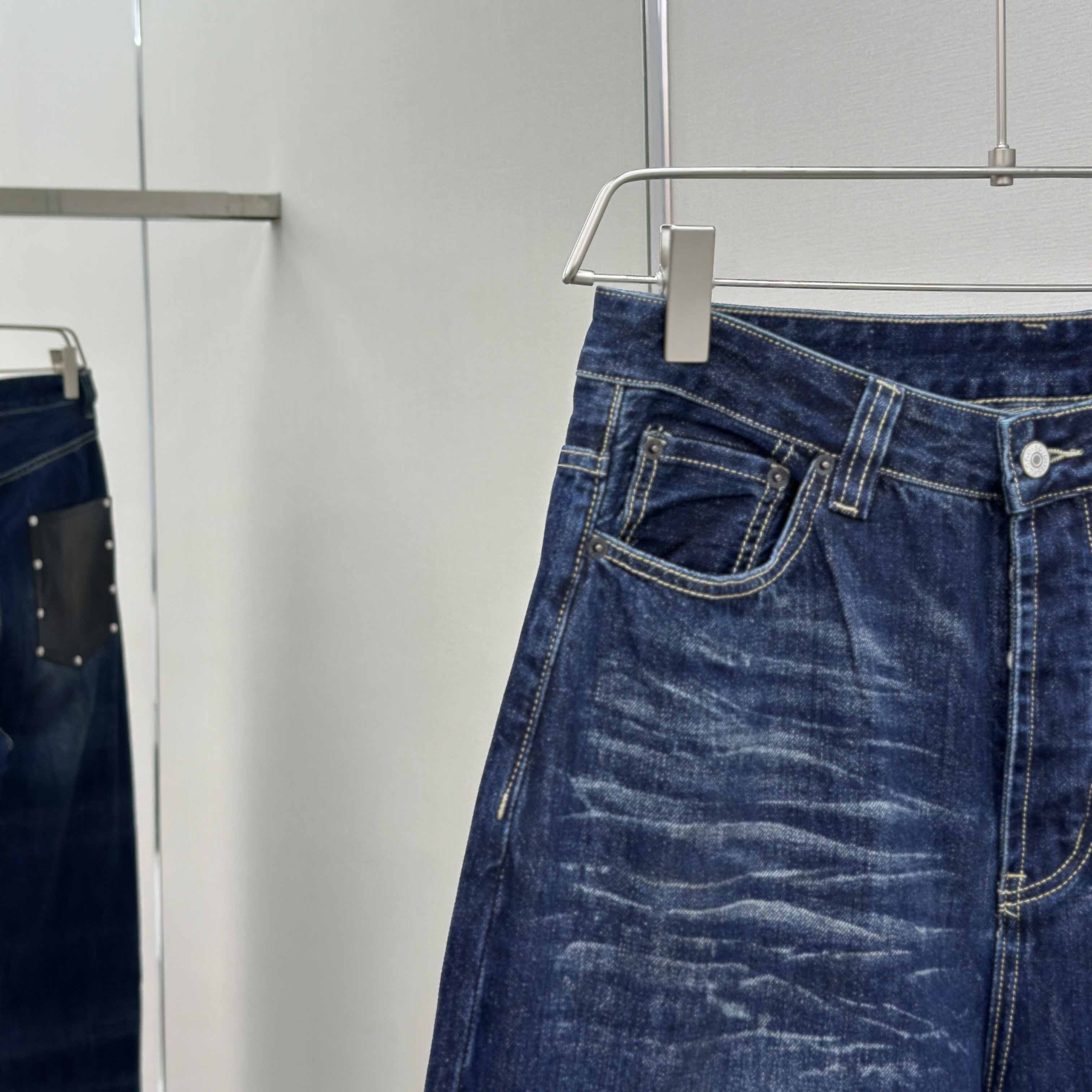 Acne Studios Regular Fit Jeans  - DesignerGu