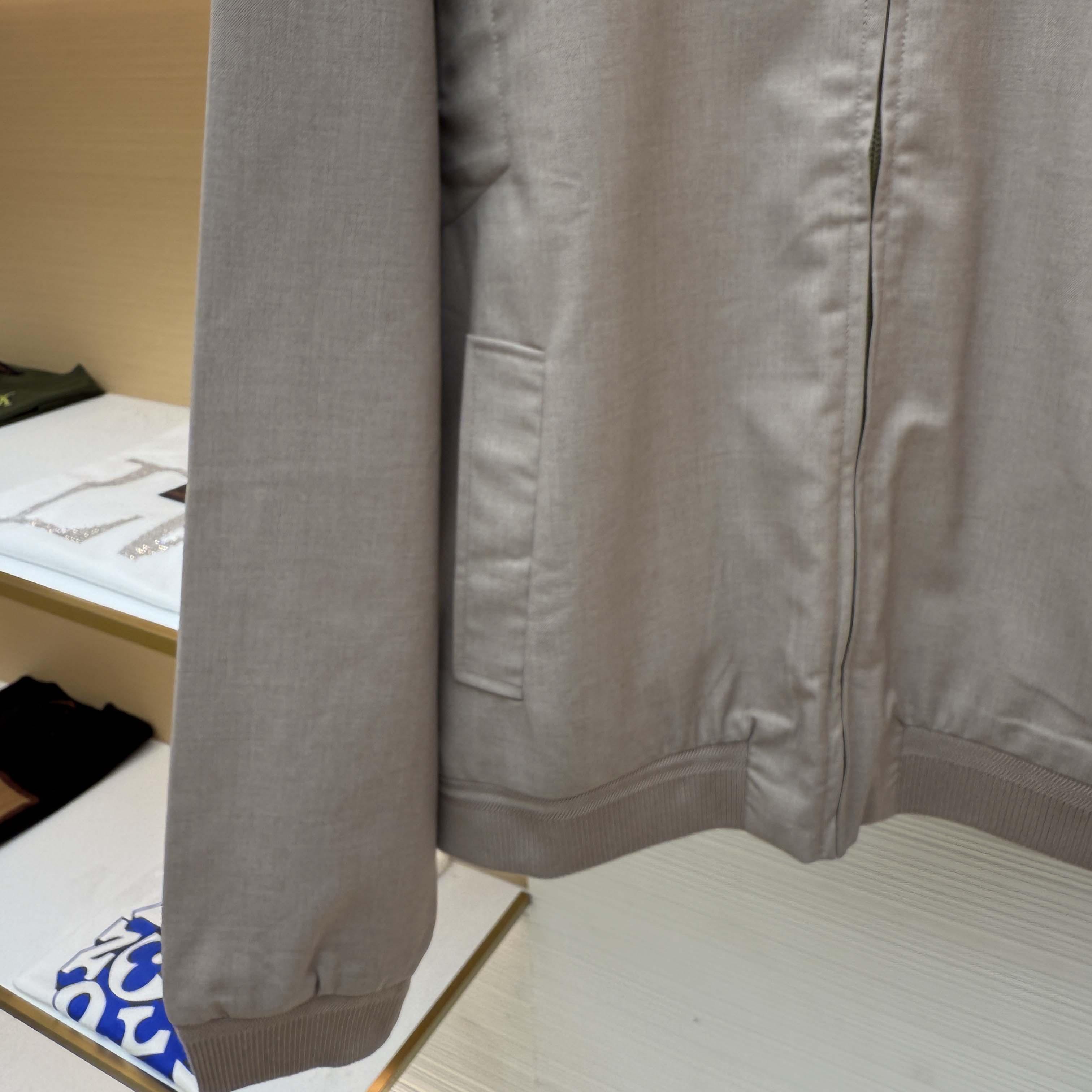 Louis Vuitton Tailored Bomber   1AHV61 - DesignerGu