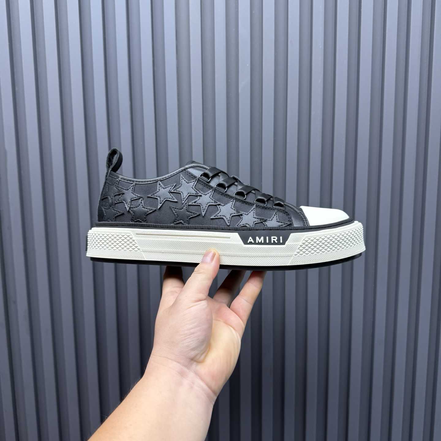 Amiri Stars Low Sneakers - DesignerGu